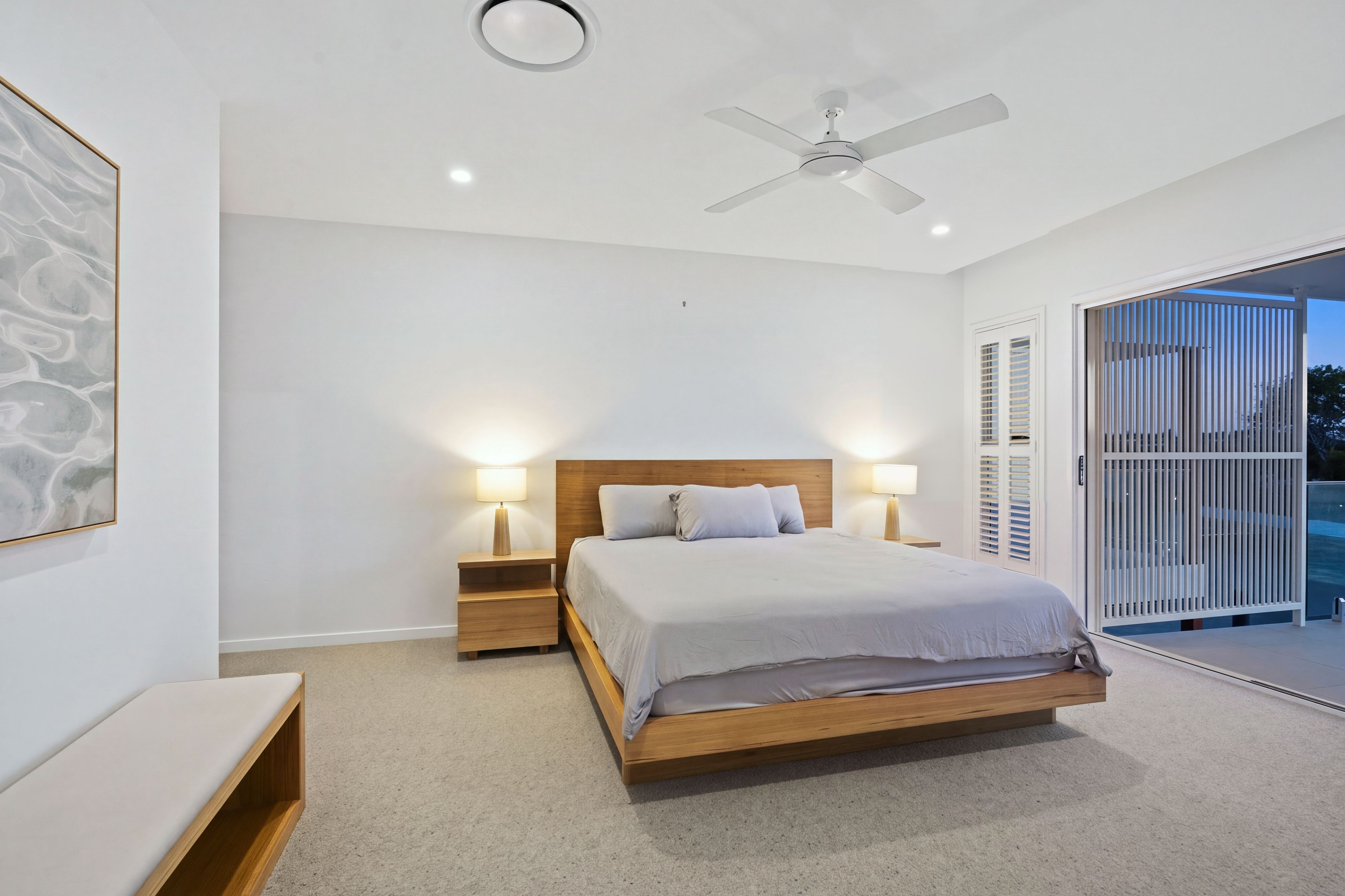 2/32 East Quay Drive — photo 18 of 30