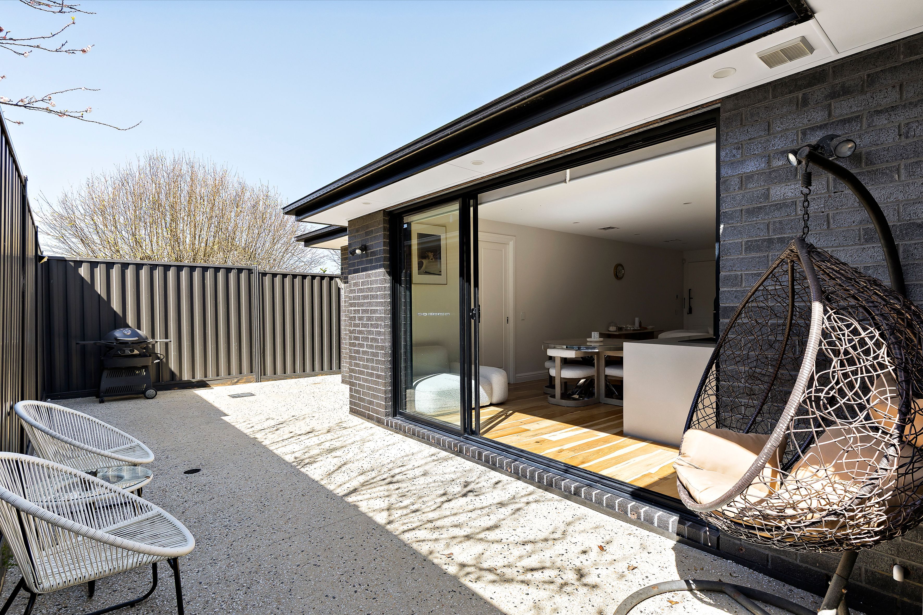 2/55 Mathieson Street — photo 16 of 16
