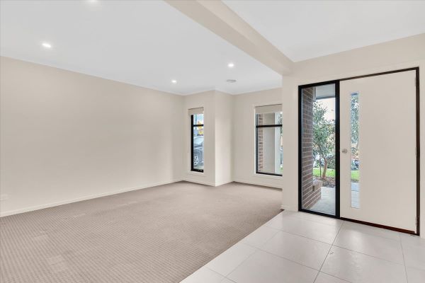 19 Flintwood Street, Tarneit, VIC 3029