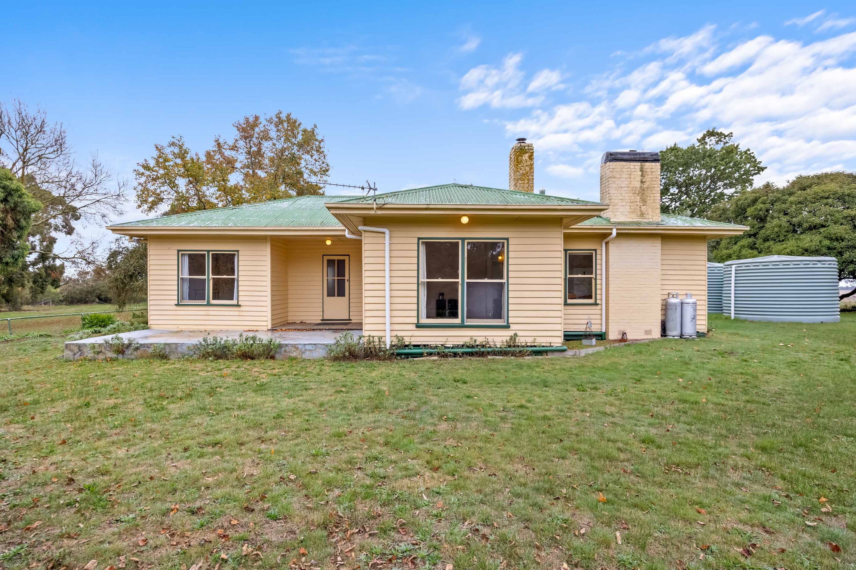 212A Carngham-Trawalla Road, Carngham, VIC 3351