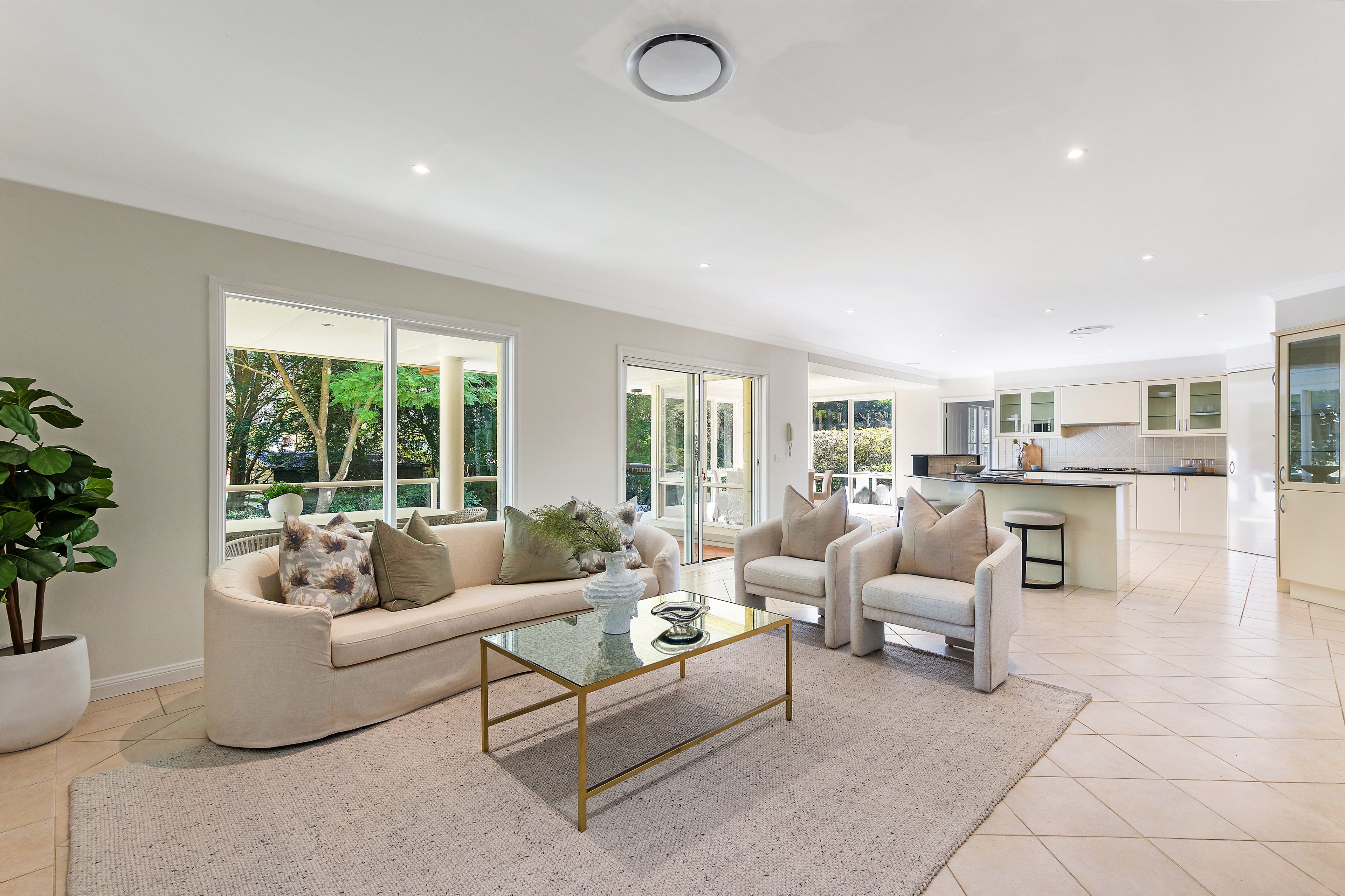 53 Lucinda Avenue — photo 8 of 18