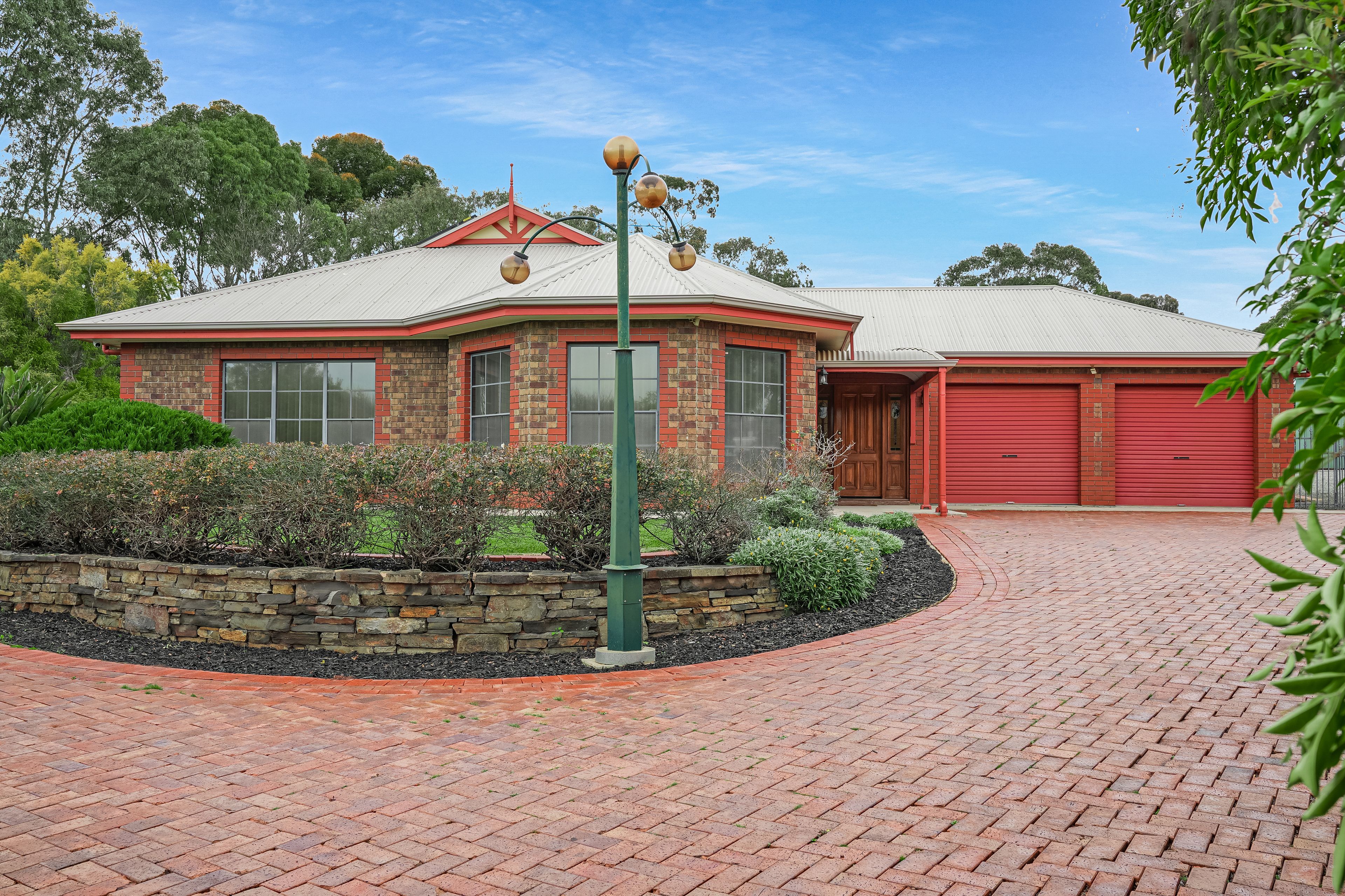 8 Norman Court — photo 6 of 30