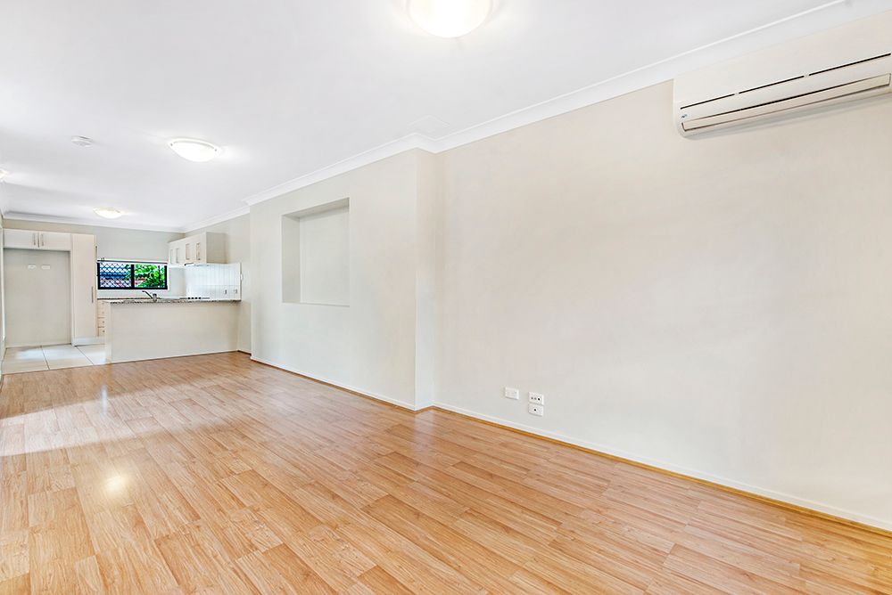 8/51-55 Daniells Street, Carina, QLD 4152