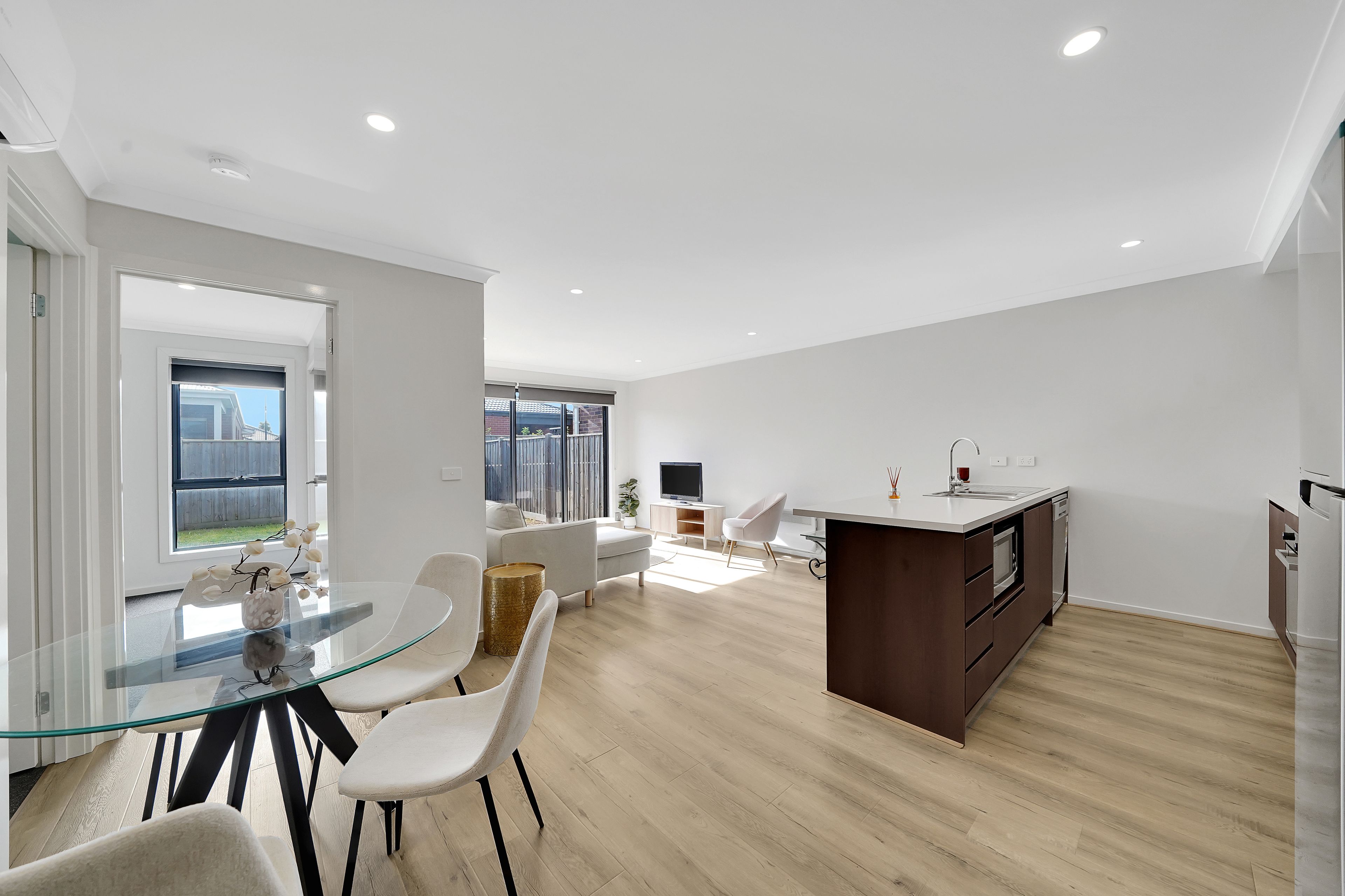 8 Samuel Road — photo 6 of 15