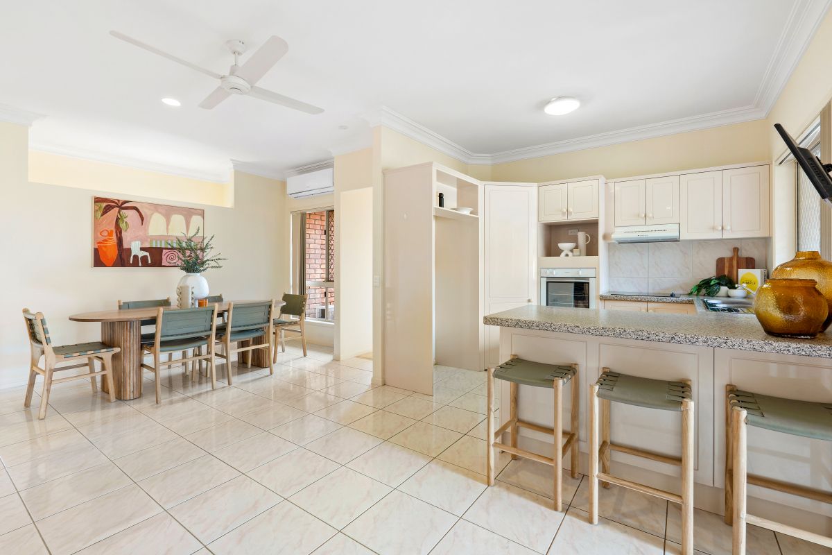 9 Ashwood Court — photo 7 of 28