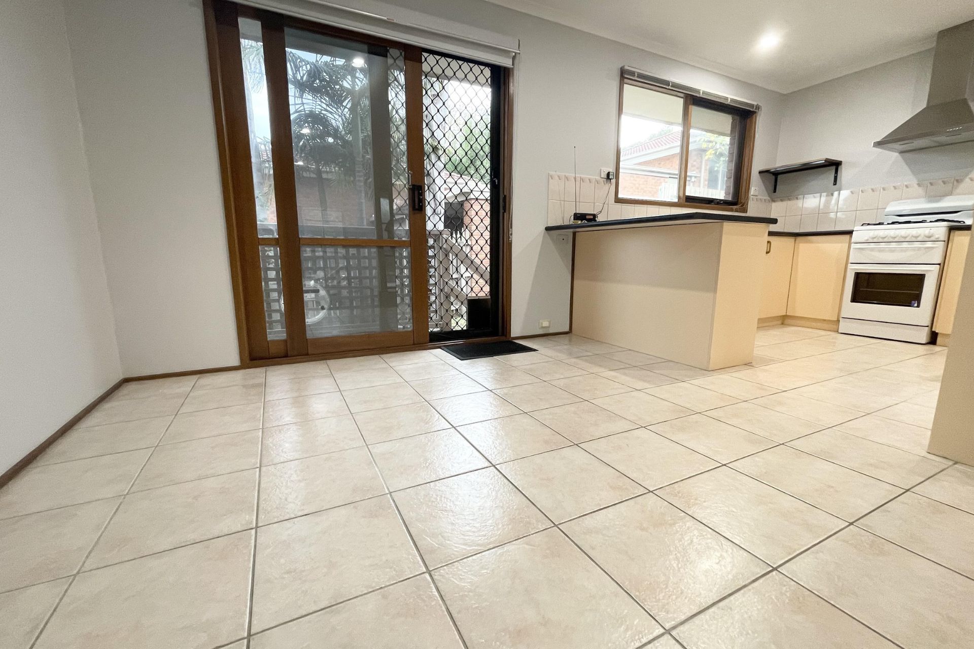 2/37-41 Denbigh Street, Frankston, VIC 3199