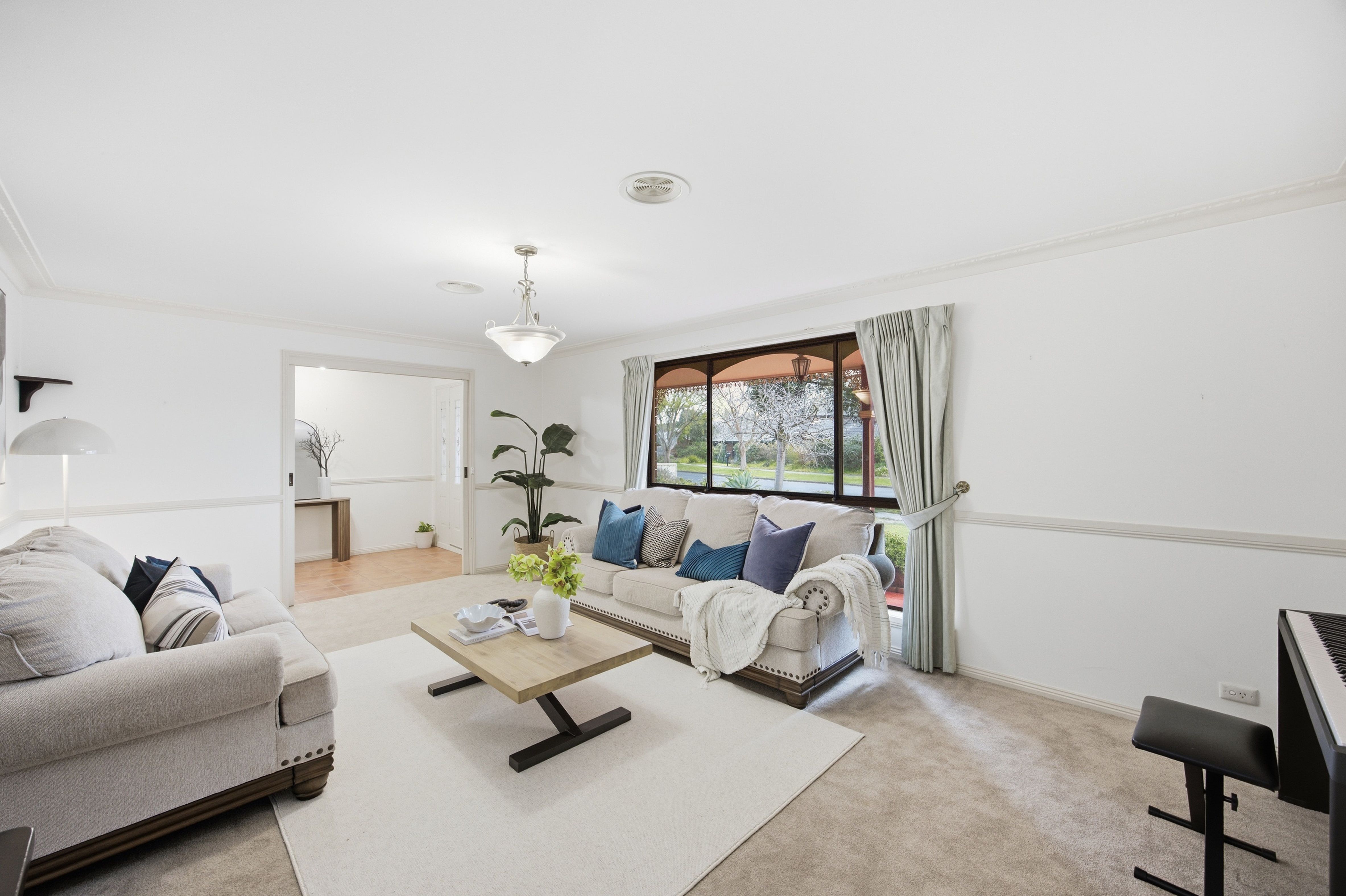 11 Marylyn Place, Cranbourne, VIC 3977