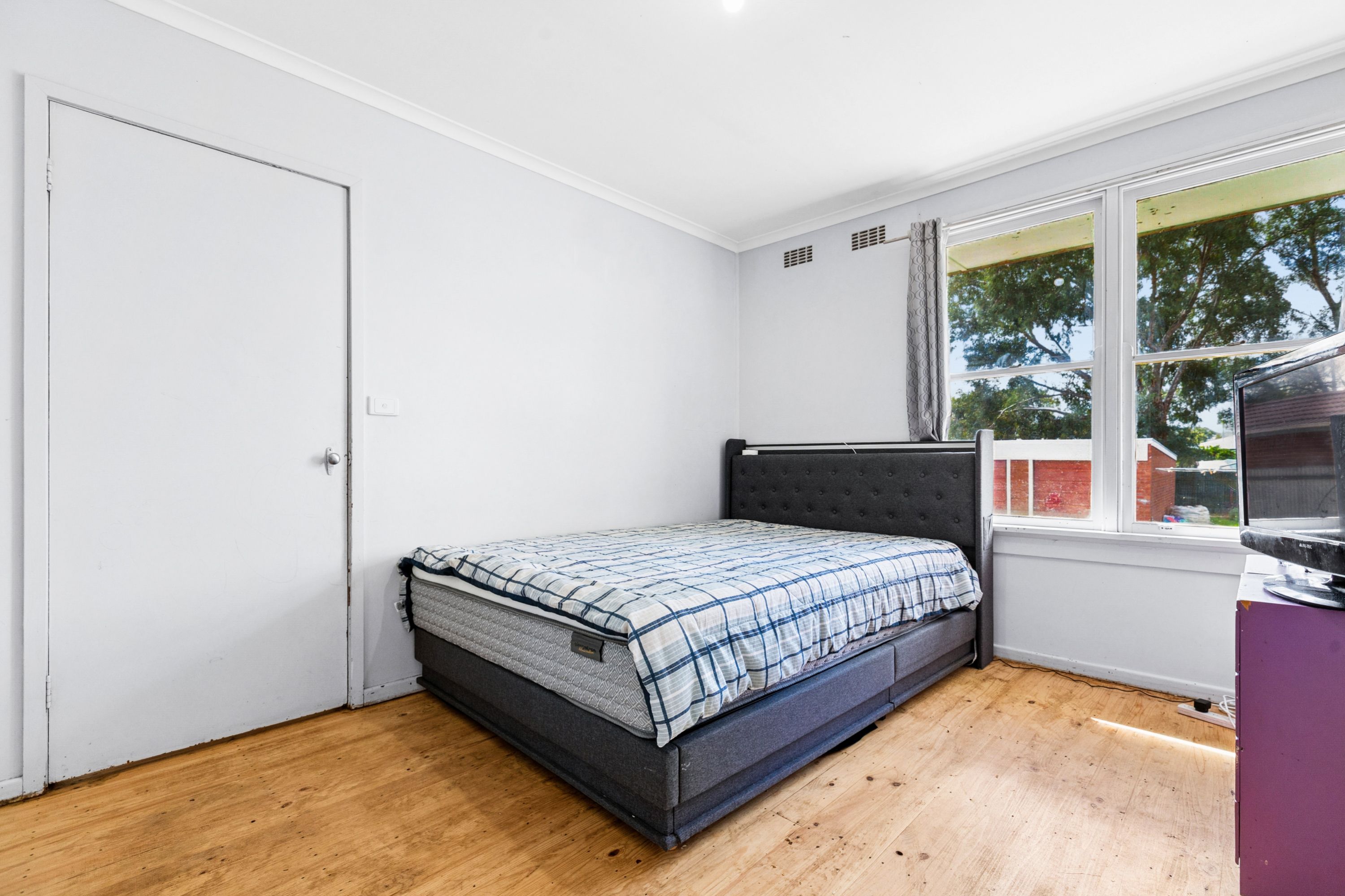 129 Adams Street — photo 13 of 22