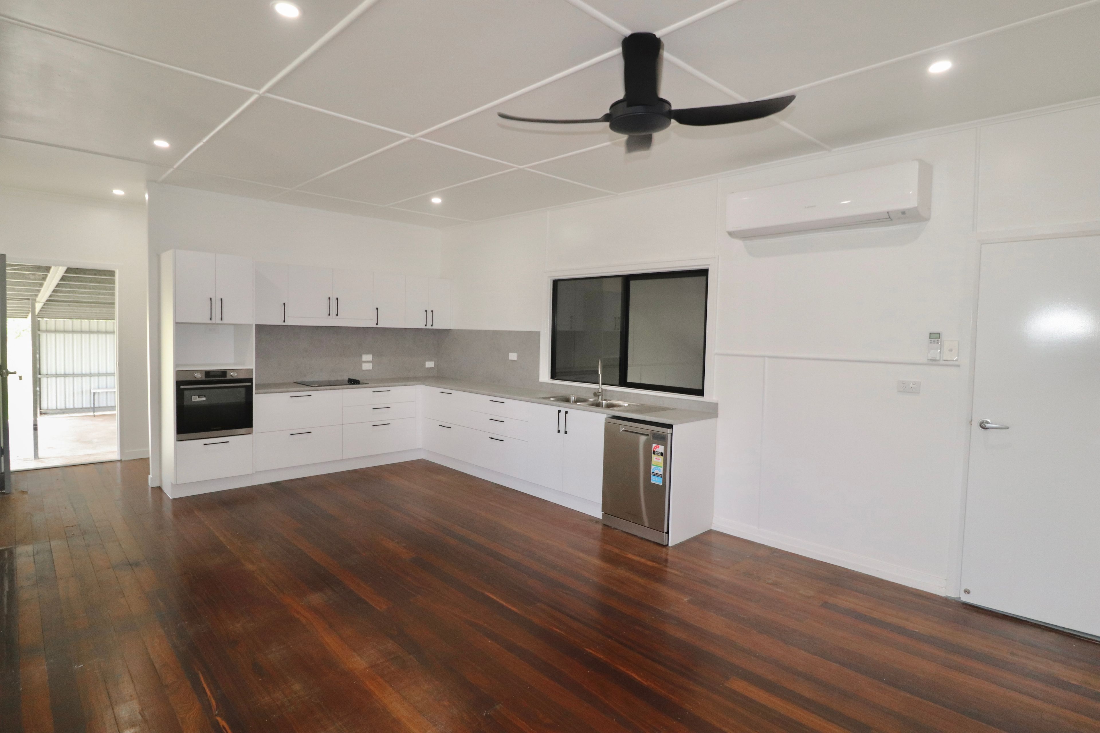 189 Lee Creek Road, Abergowrie, QLD 4850