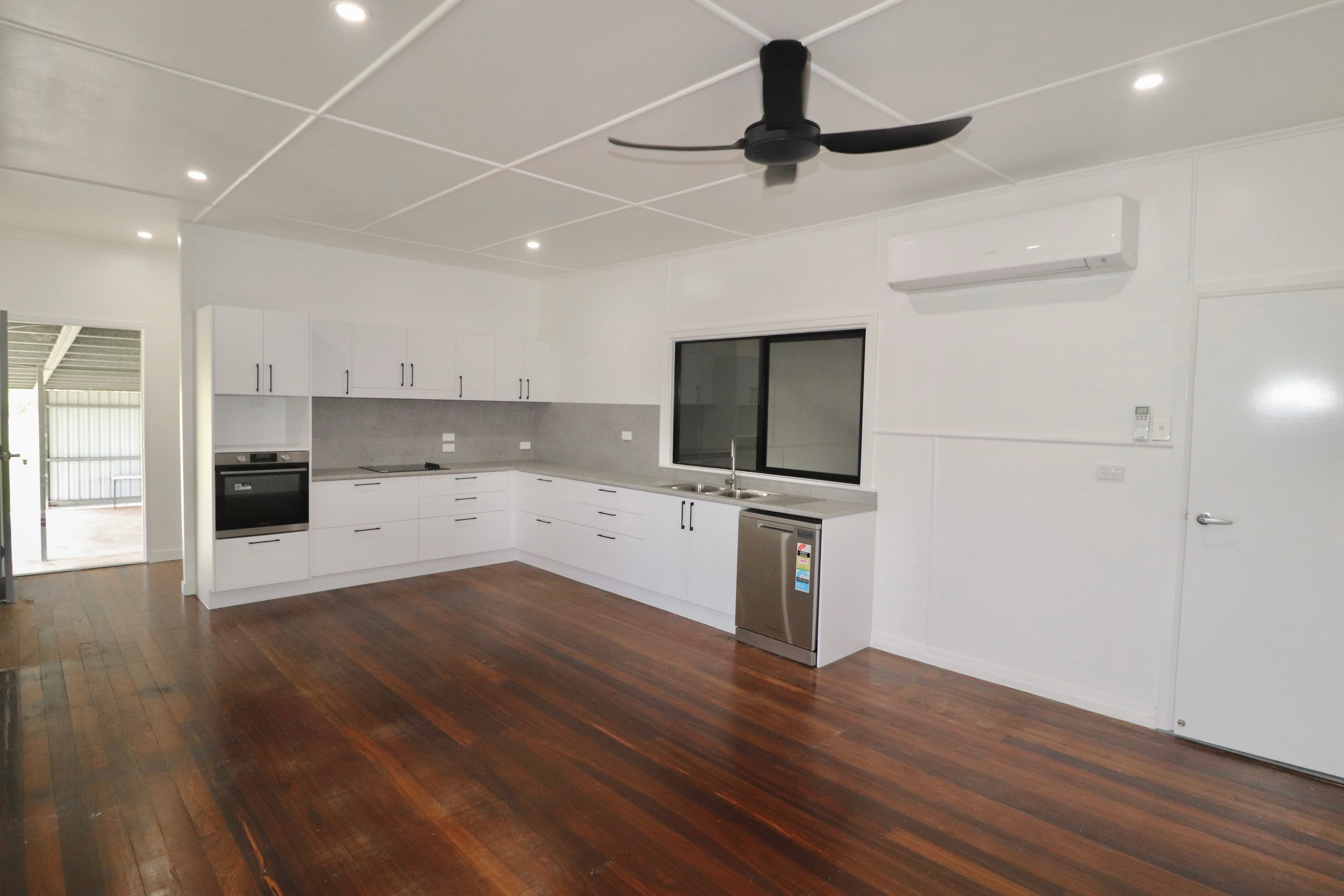 189 Lee Creek Road, Abergowrie, QLD 4850