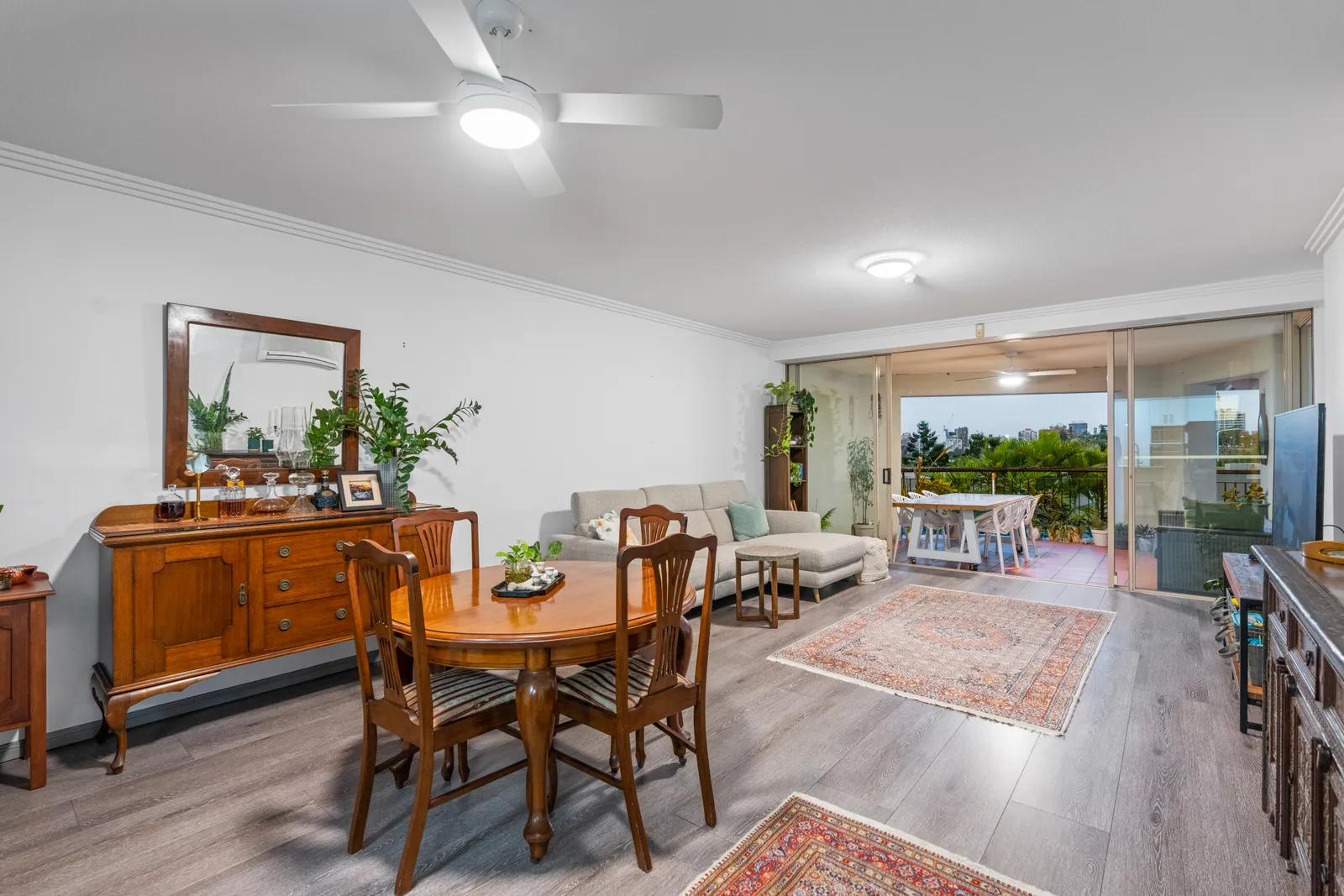18/50 Lower River Terrace, South Brisbane