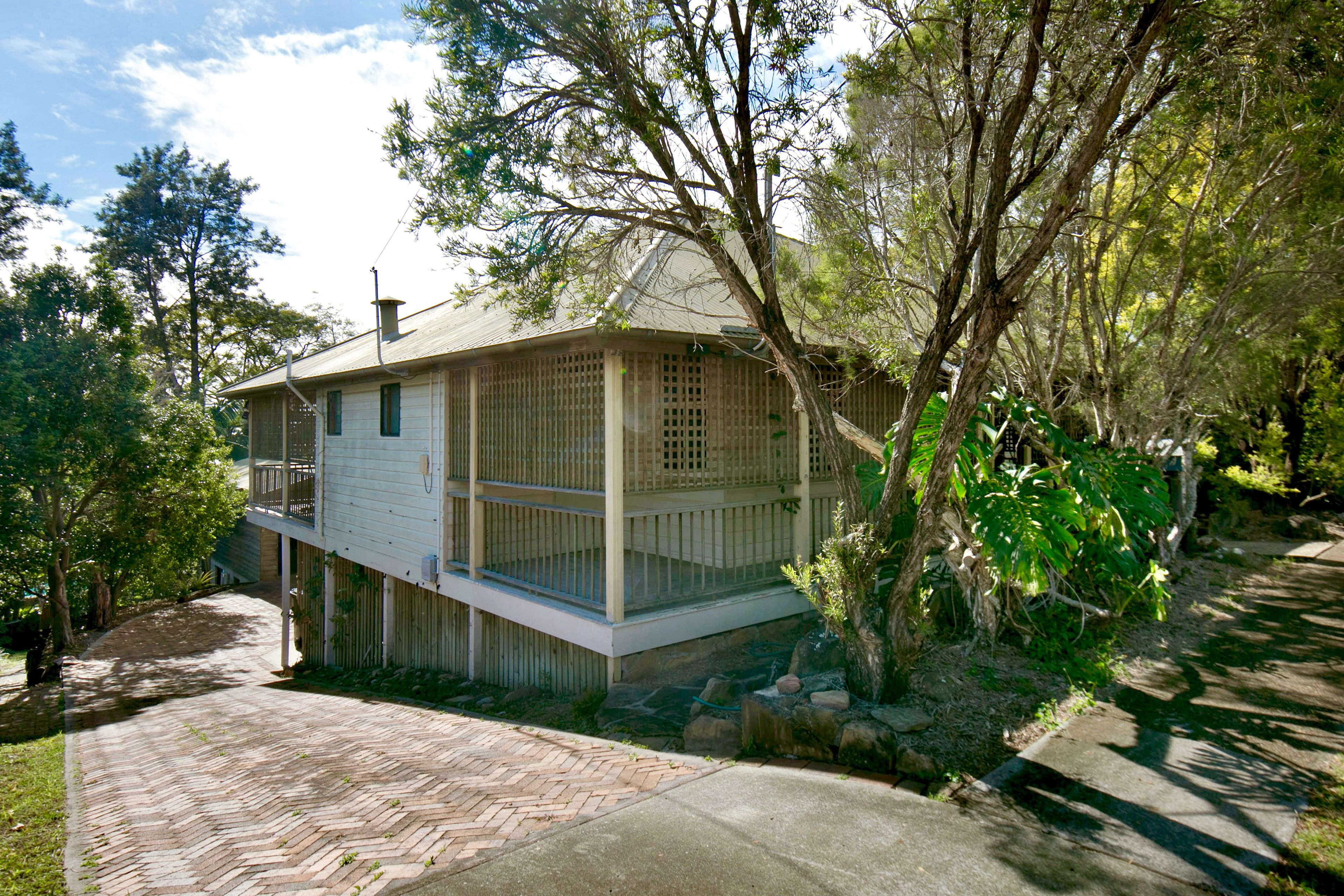 15 Alexandra Street, Bardon, QLD 4065