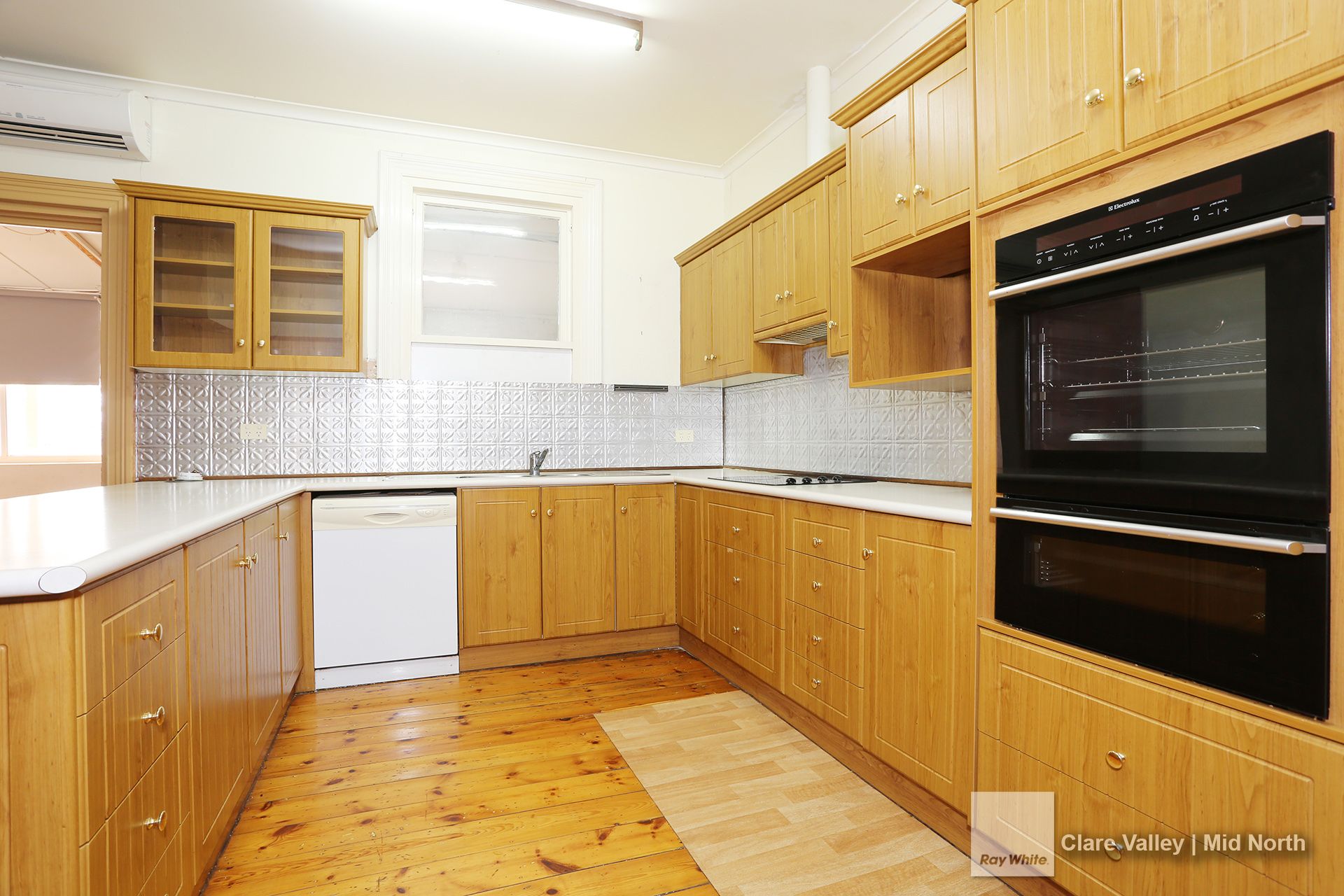24 Howe Street, Balaklava, SA 5461