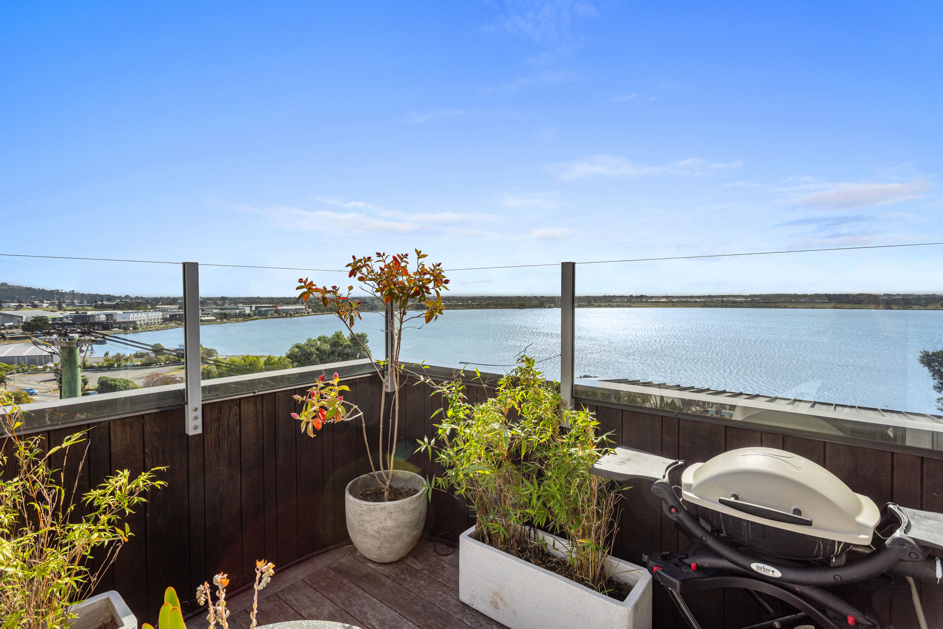 11 Te Awakura Terrace, Mount Pleasant, Christchurch City