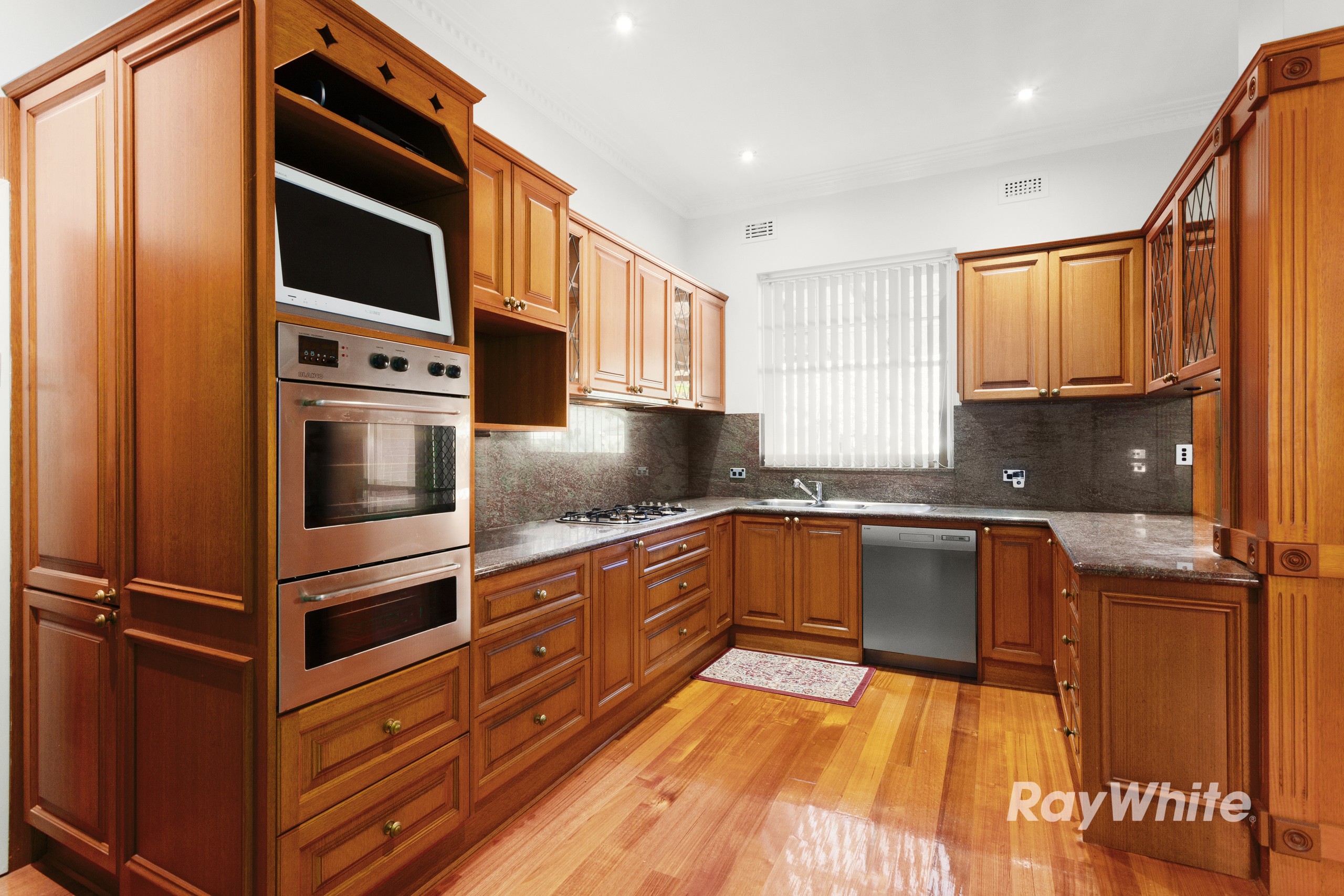 34 Shepparson Avenue, Carnegie, VIC 3163