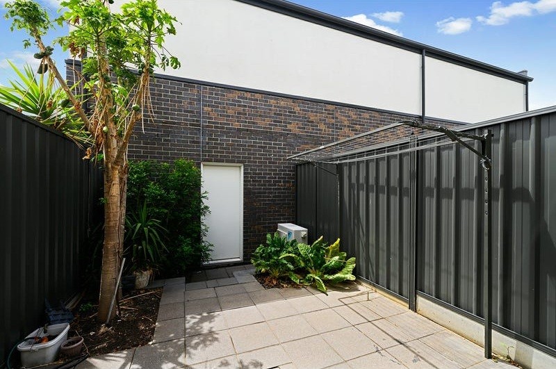 Pre Market Opportunity, St Clair, SA 5011