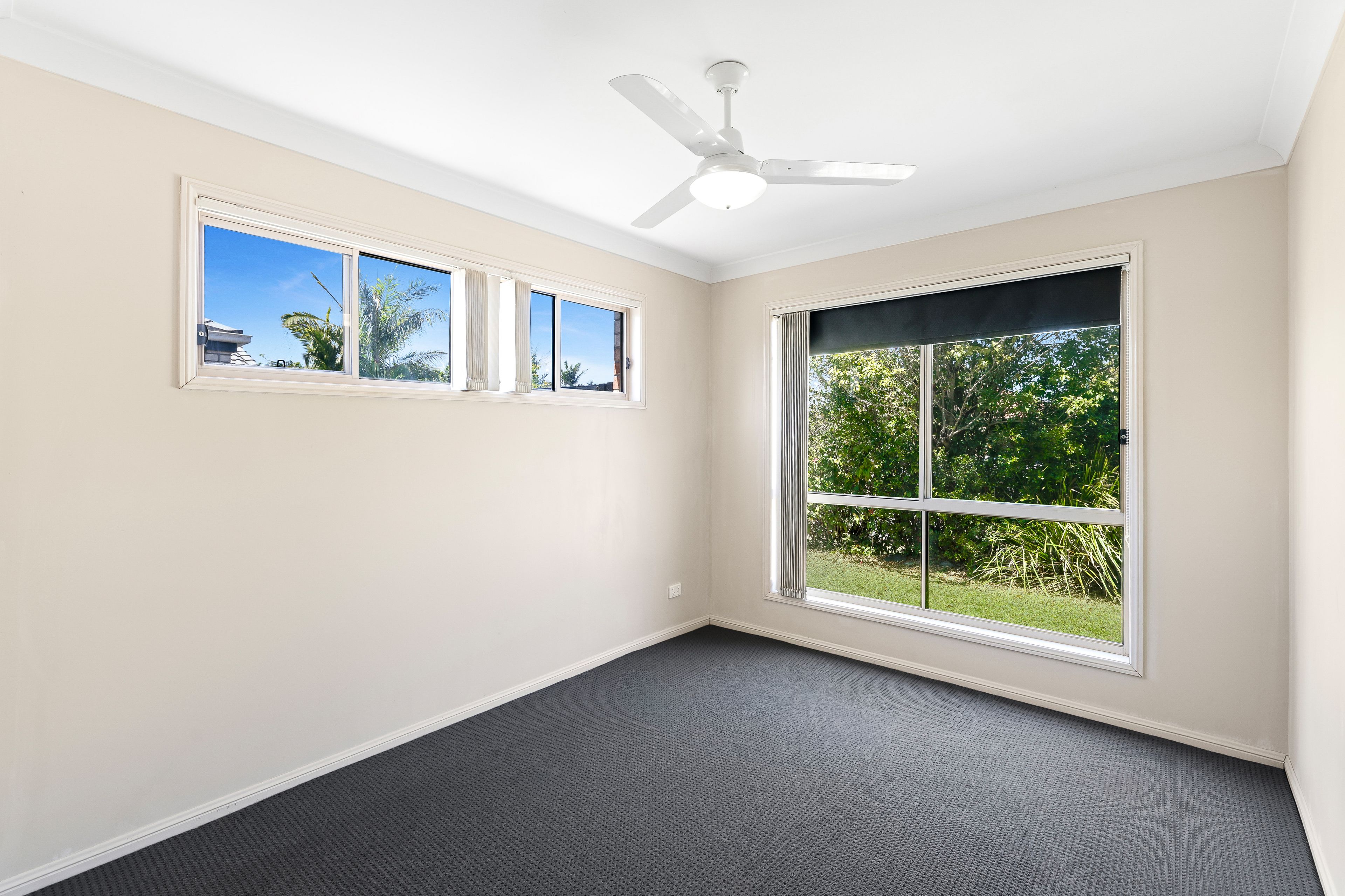 17 Linda Way — photo 12 of 27