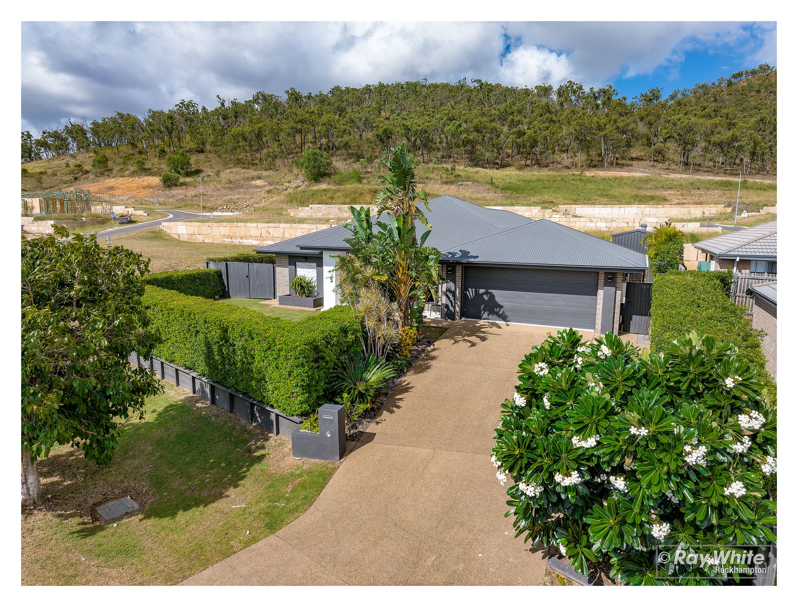 10 Jim Goldston Avenue, Norman Gardens, QLD 4701