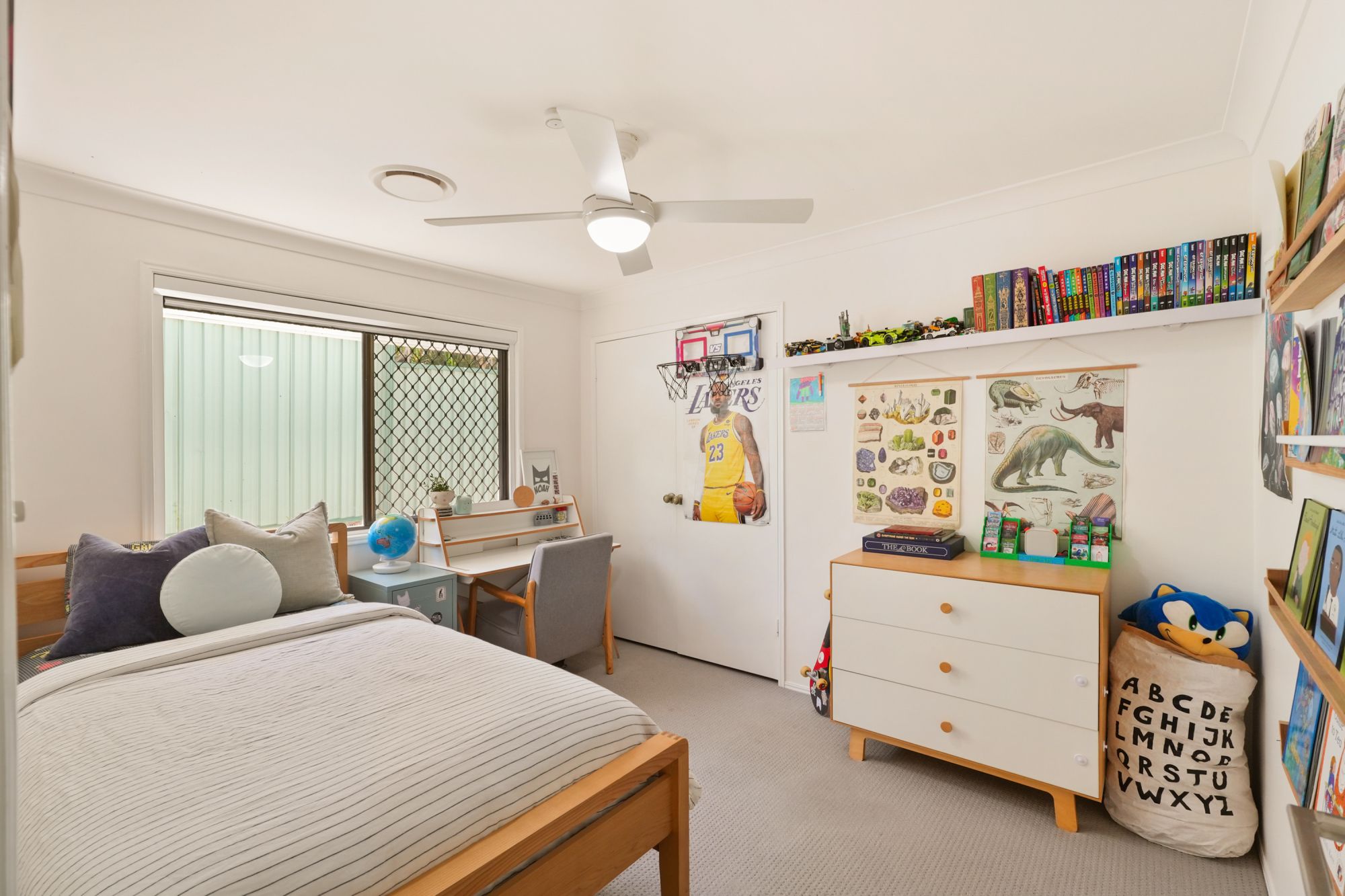 6 Cottesloe Drive — photo 14 of 27