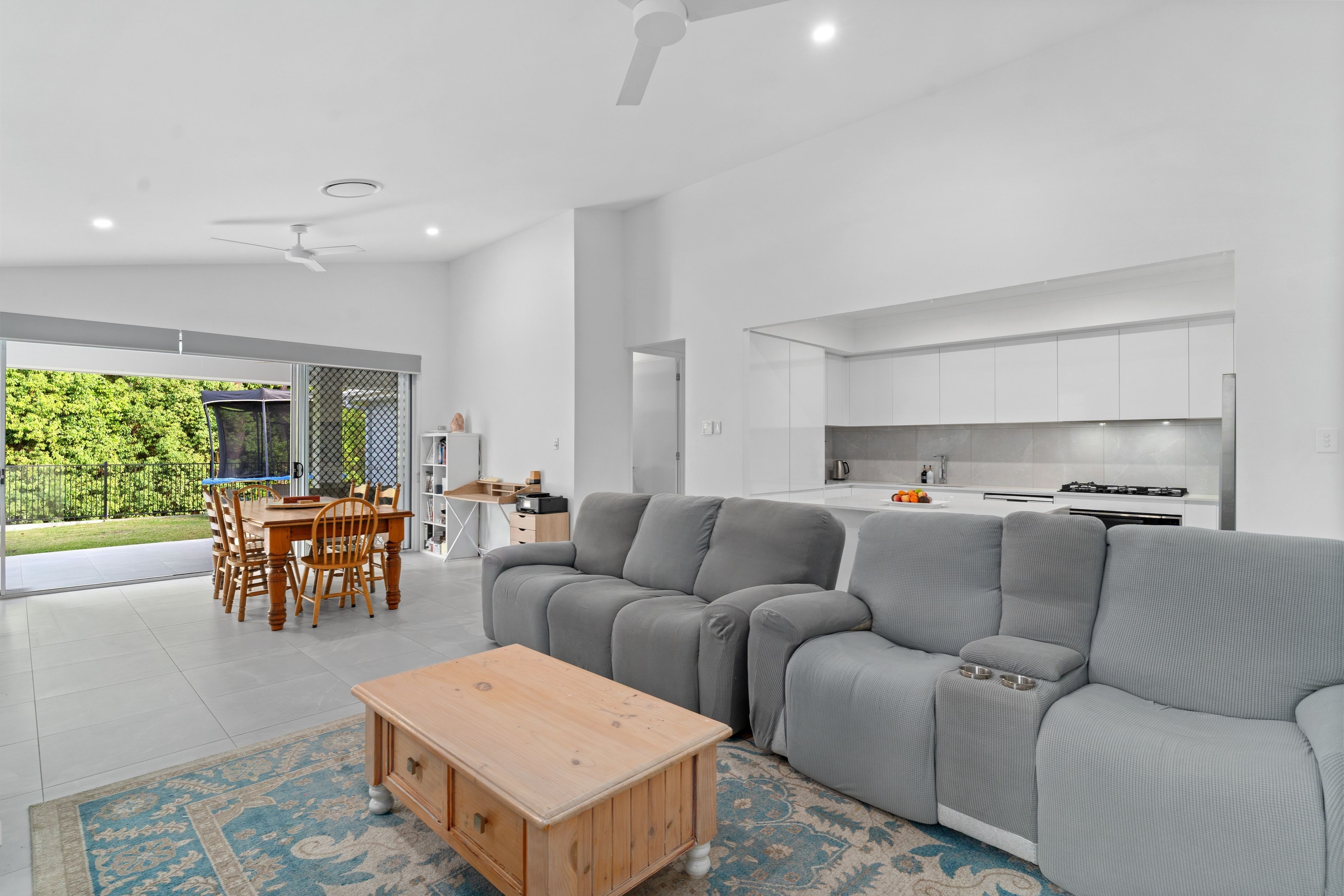 48 Creekline Place — photo 9 of 29