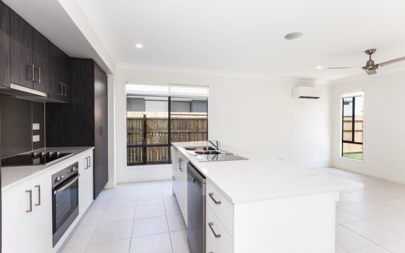 11 Splendid Close, Pallara, QLD 4110