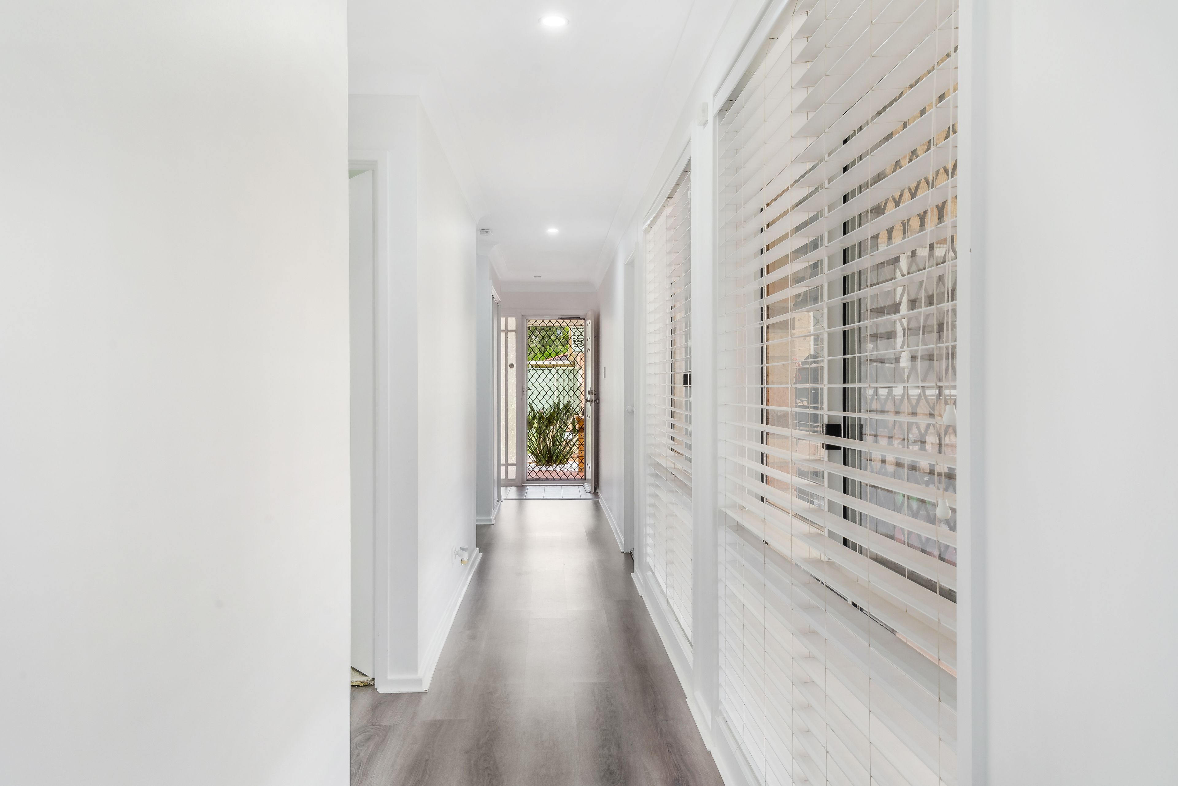 12 Gatley Court, Wattle Grove, NSW 2173