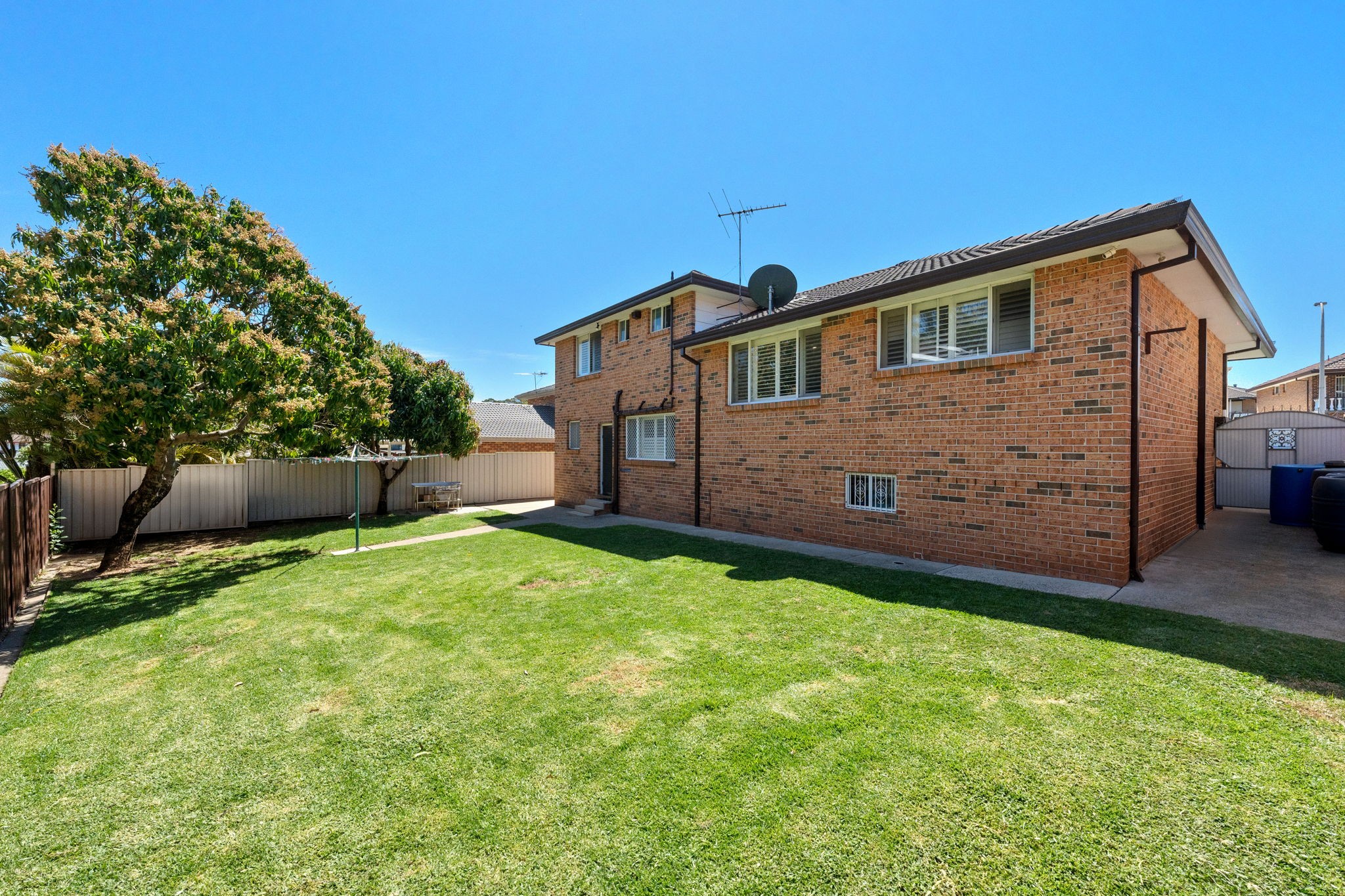 10 Langland Street, Wetherill Park, NSW 2164