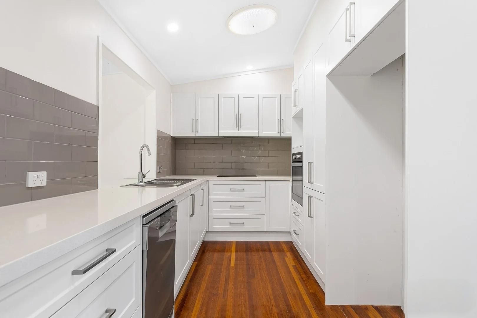 36 Dempster Street, Toowong, QLD 4066