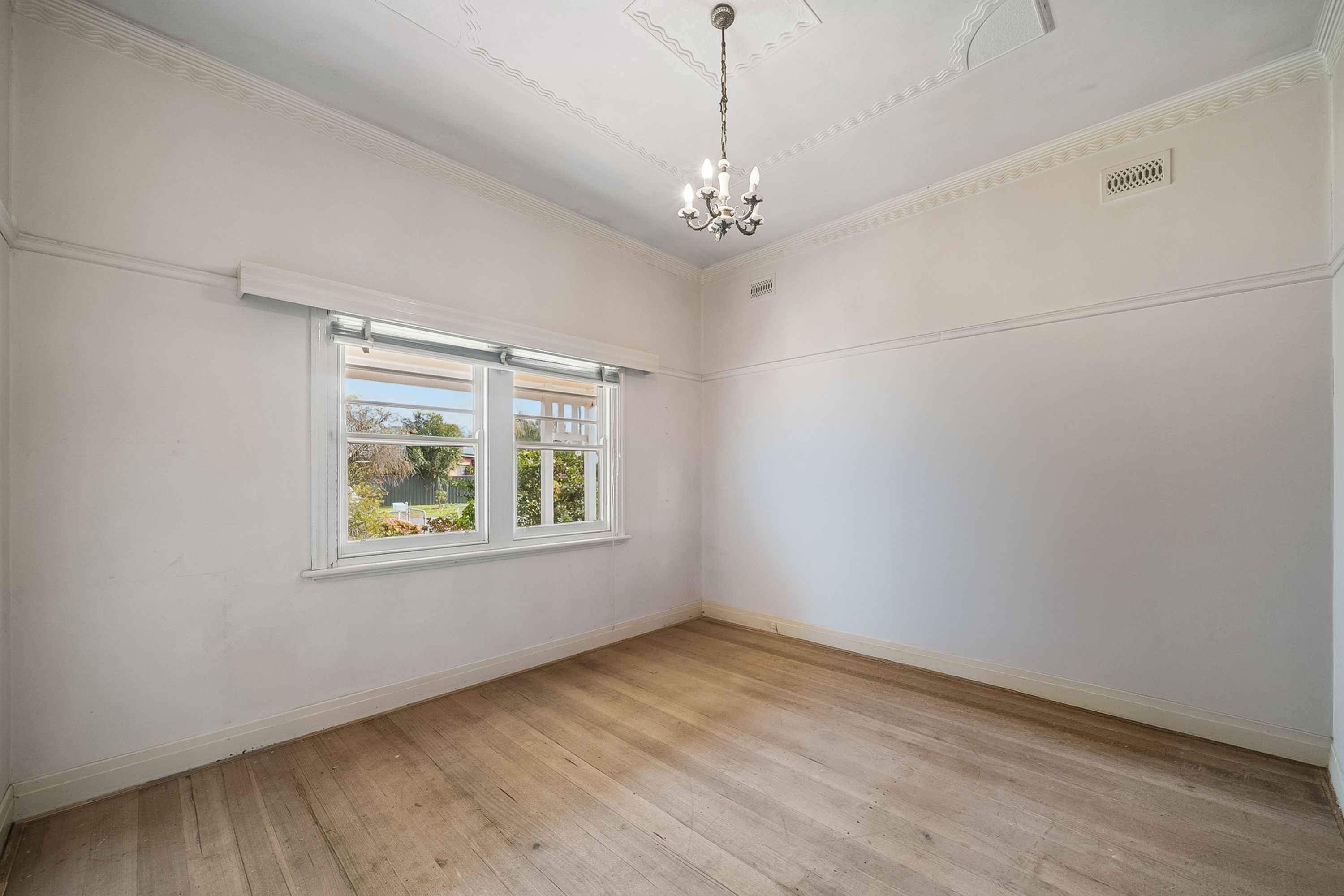 7 Pearce Street — photo 7 of 16