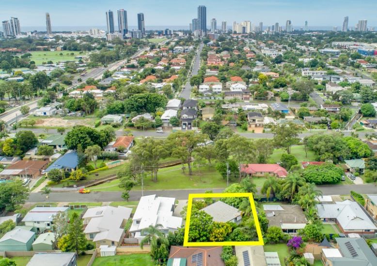 9 Bambarra Street, Southport QLD 4215
