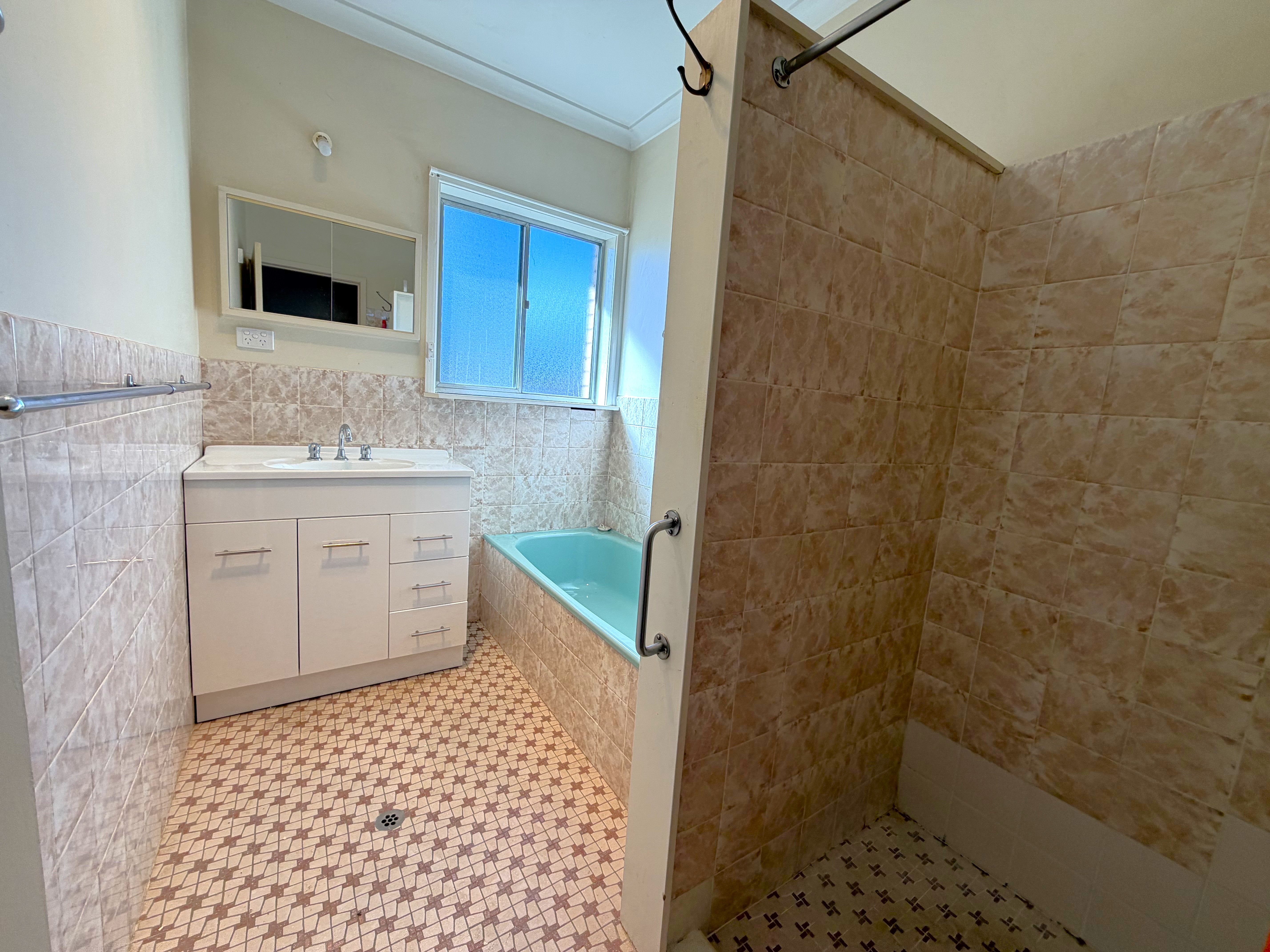 425 Wilkinson Street — photo 5 of 11