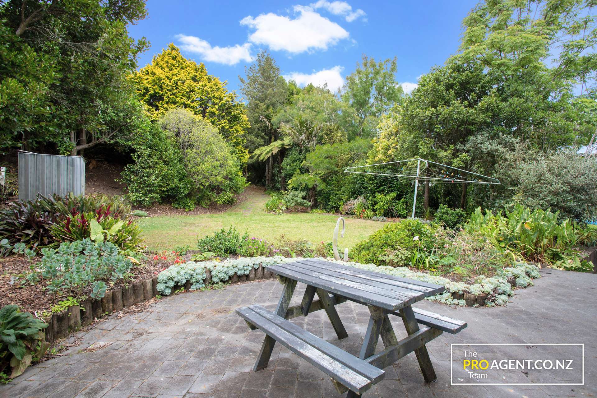 50 Rimutaka Place photo 2