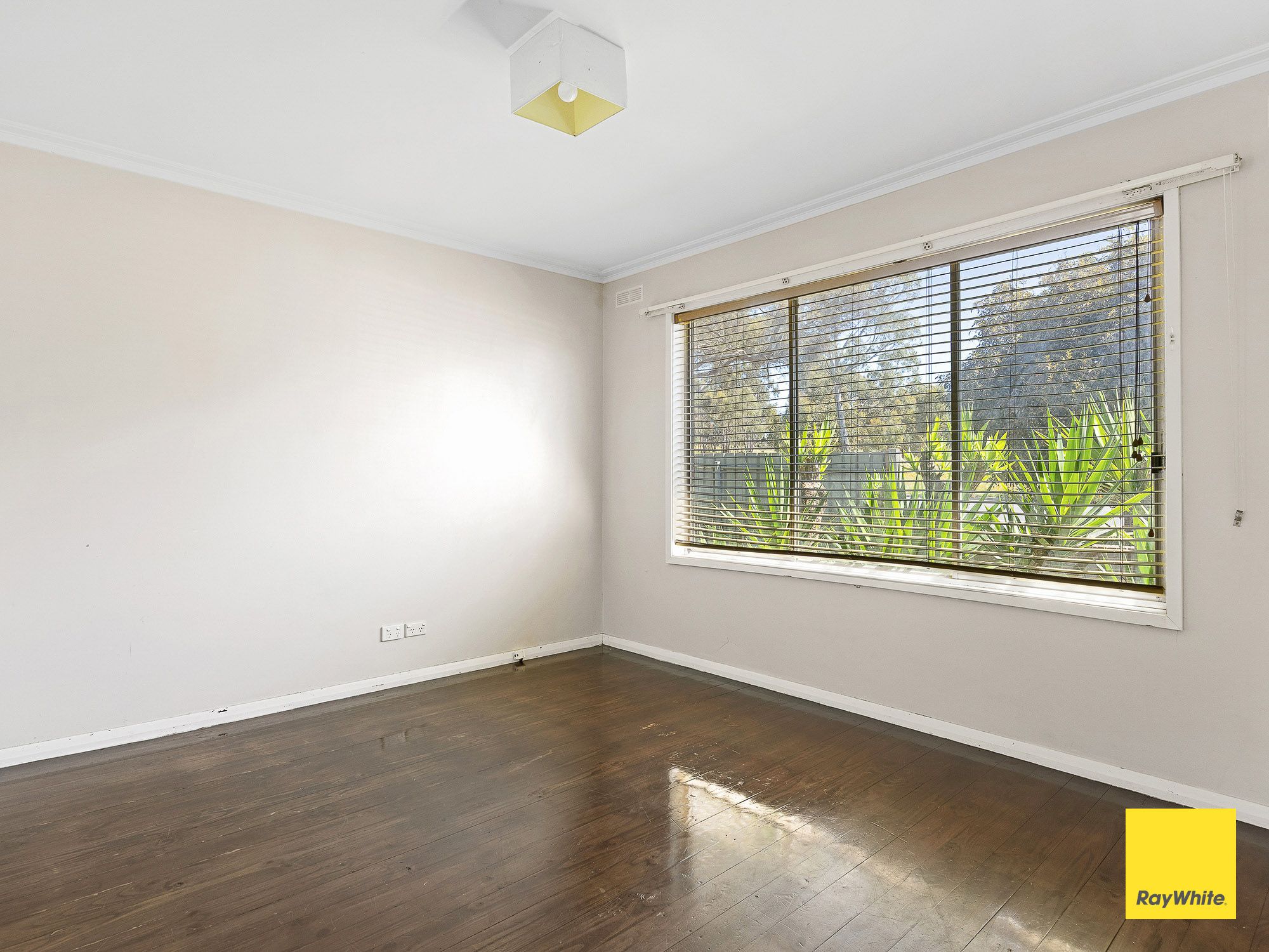 148 Holdsworth Road — photo 4 of 6