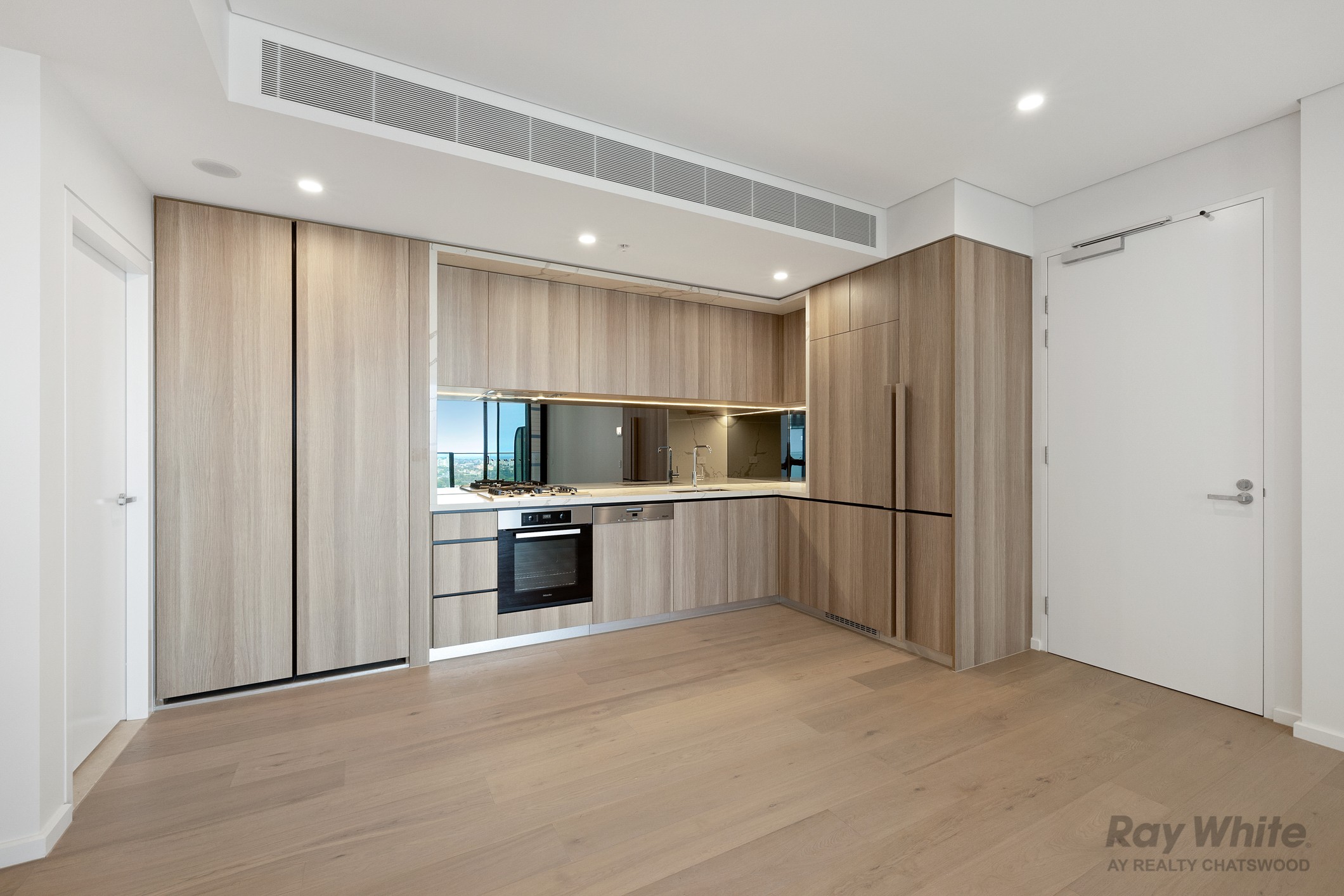 2208/500 Pacific Highway, St Leonards, NSW 2065