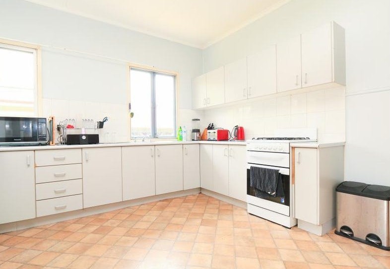 39 Toongarra Road, Leichhardt, QLD 4305