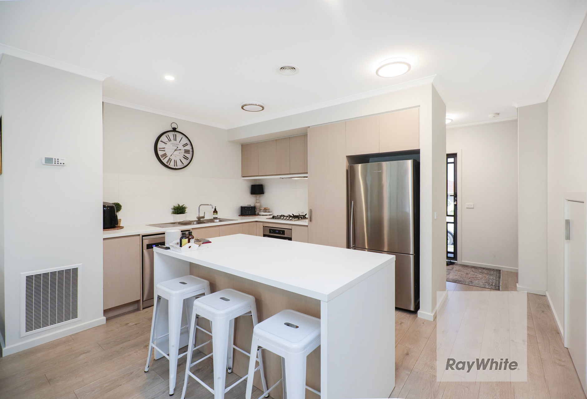 15 Erinbank Crescent, Westmeadows, VIC 3049