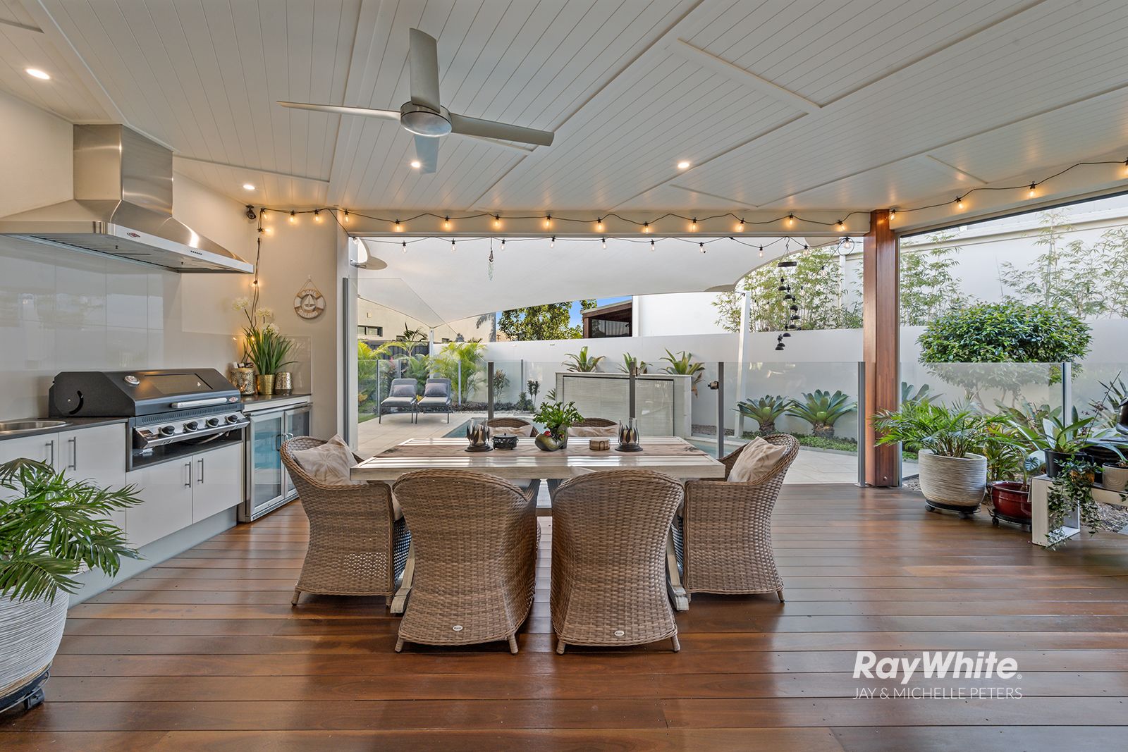 64 Spinnaker Boulevard, Newport, QLD 4020