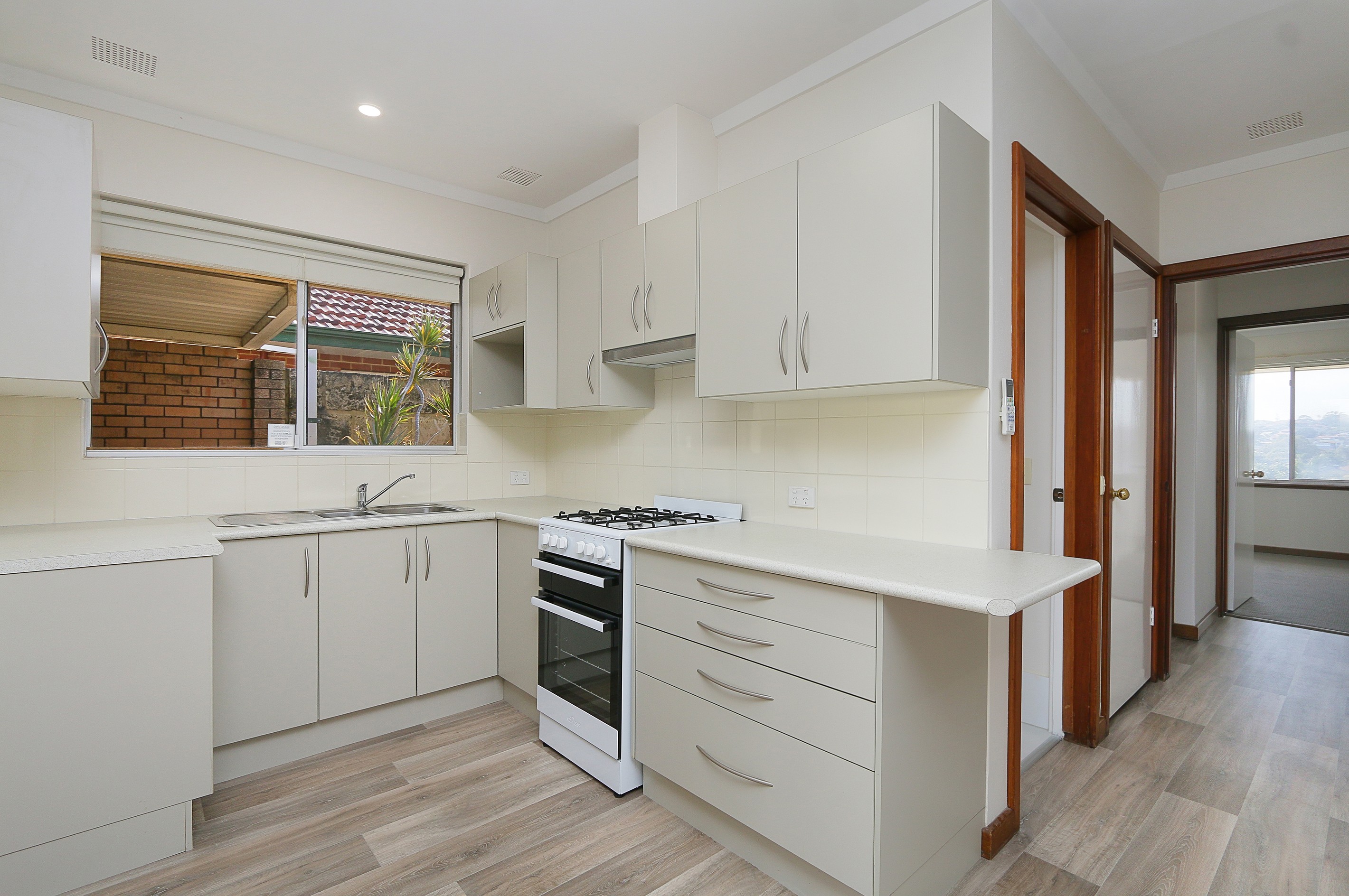 304A HAMILTON Road, Spearwood, WA 6163