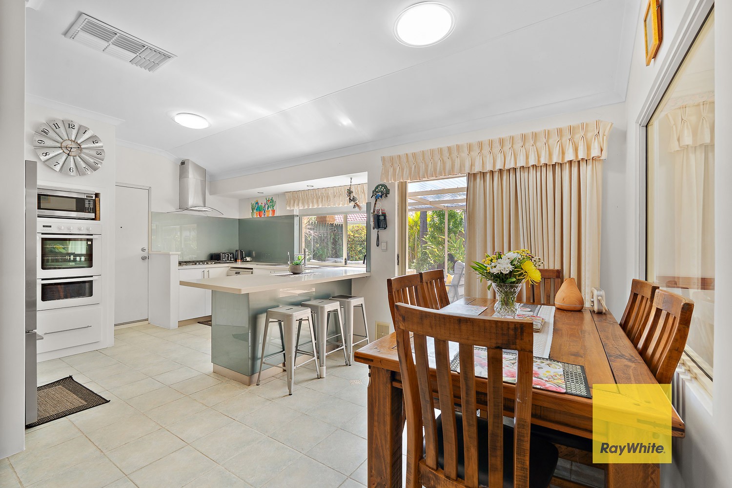 20 Tritonia Rise, Thornlie, WA 6108