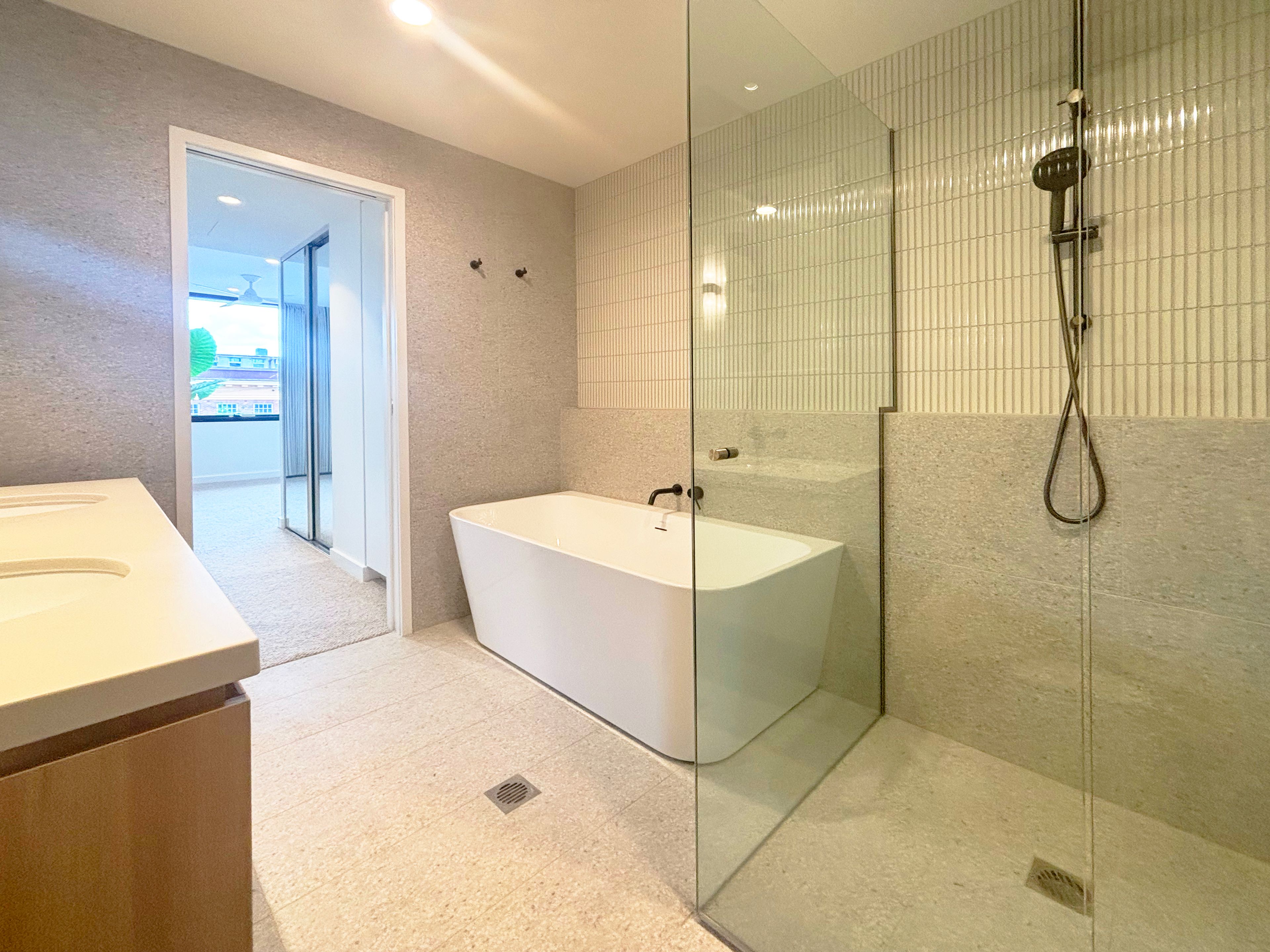 305/7 Weightman Street — photo 13 of 27