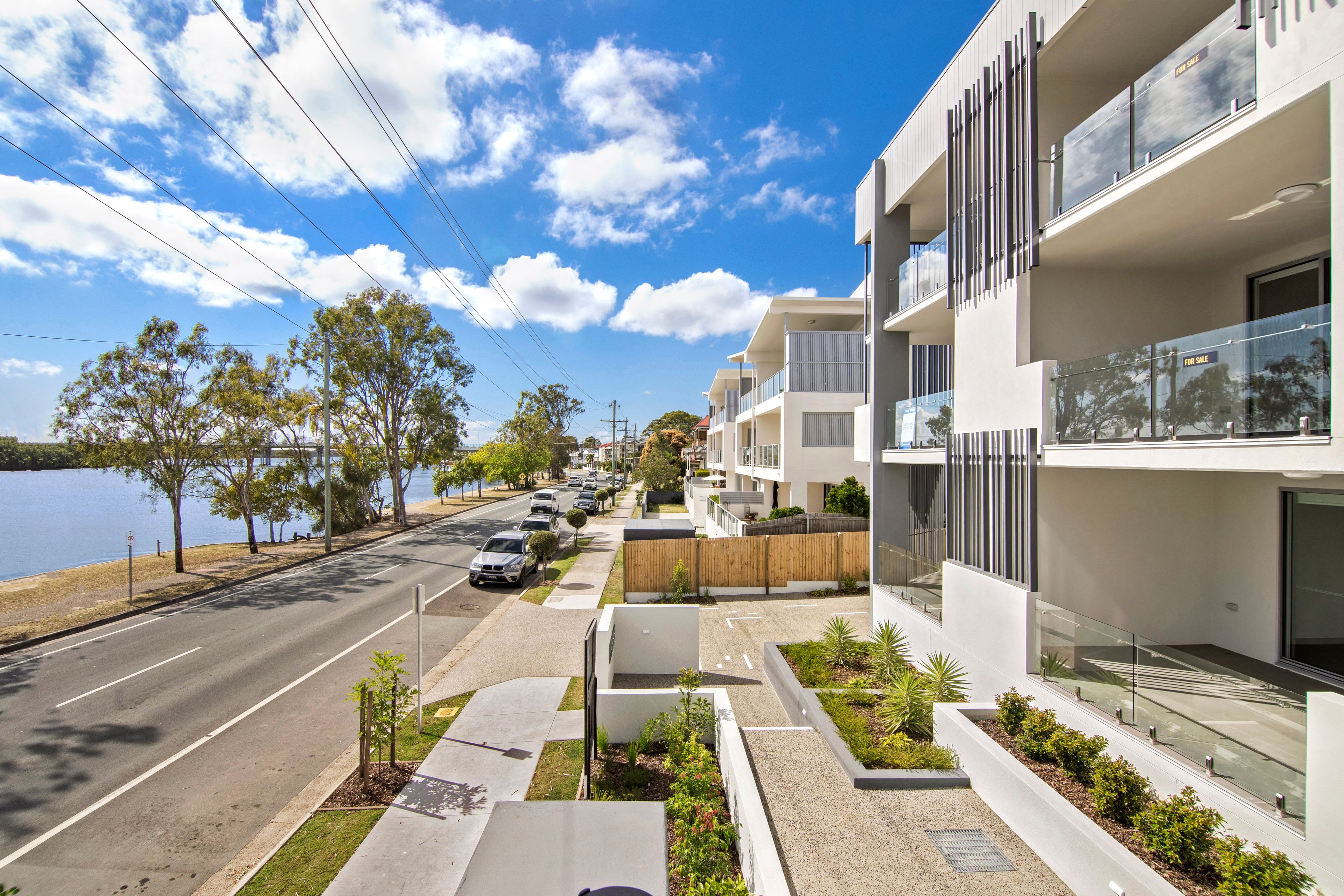 2/305 Bradman Avenue, Maroochydore, QLD 4558