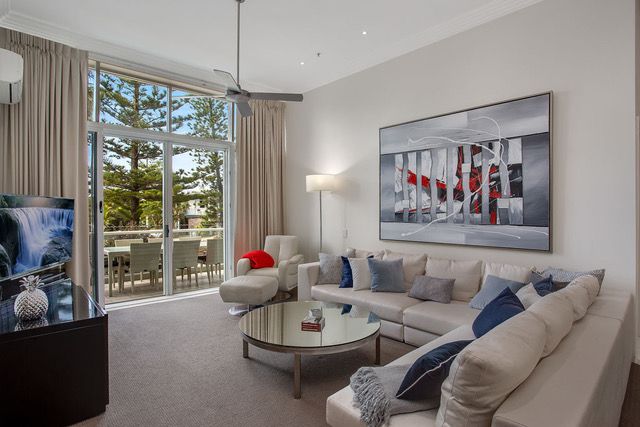2/177 Old Burleigh Road, Broadbeach, QLD 4218
