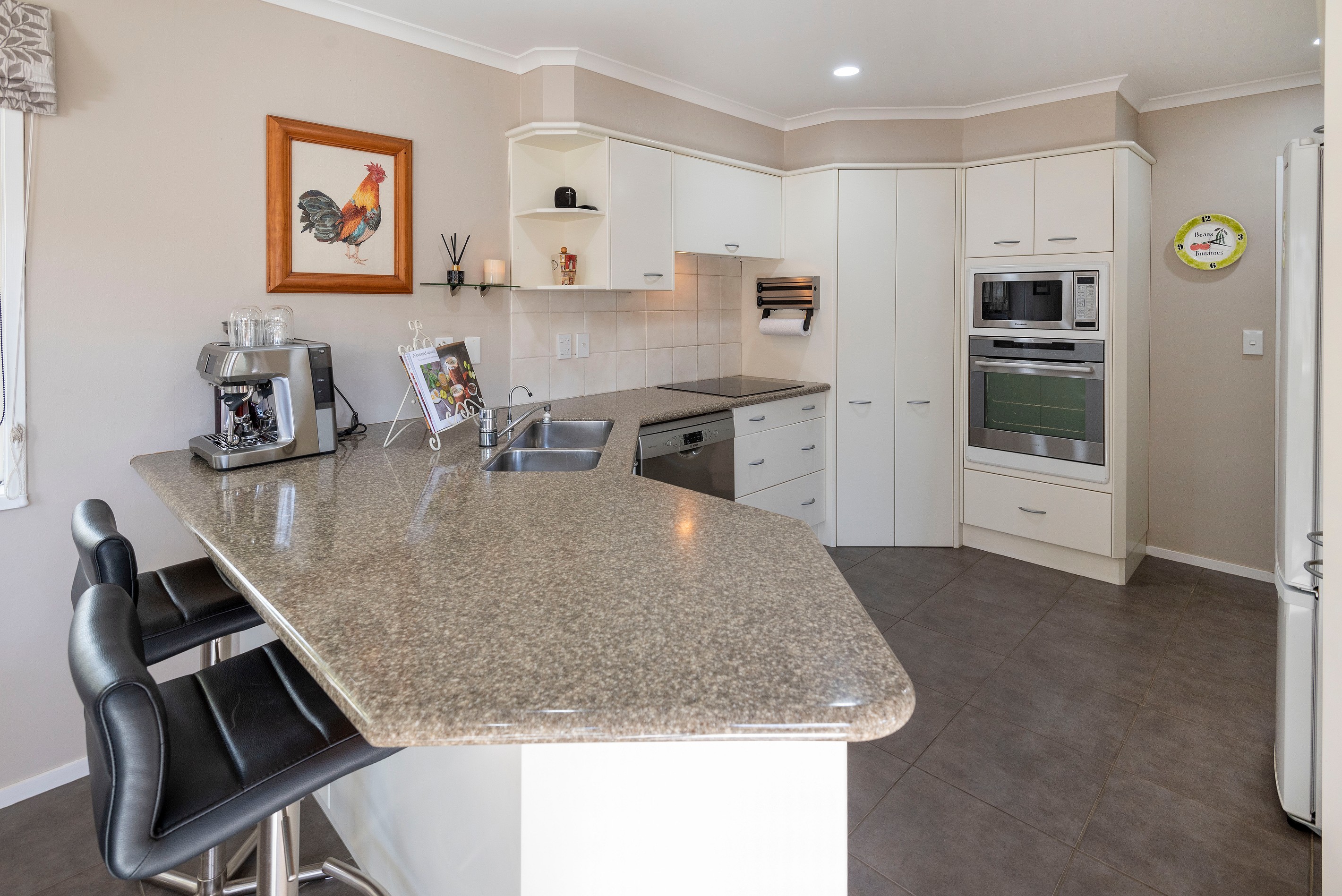 2/18 Woodgers Way, Somerville, Manukau City