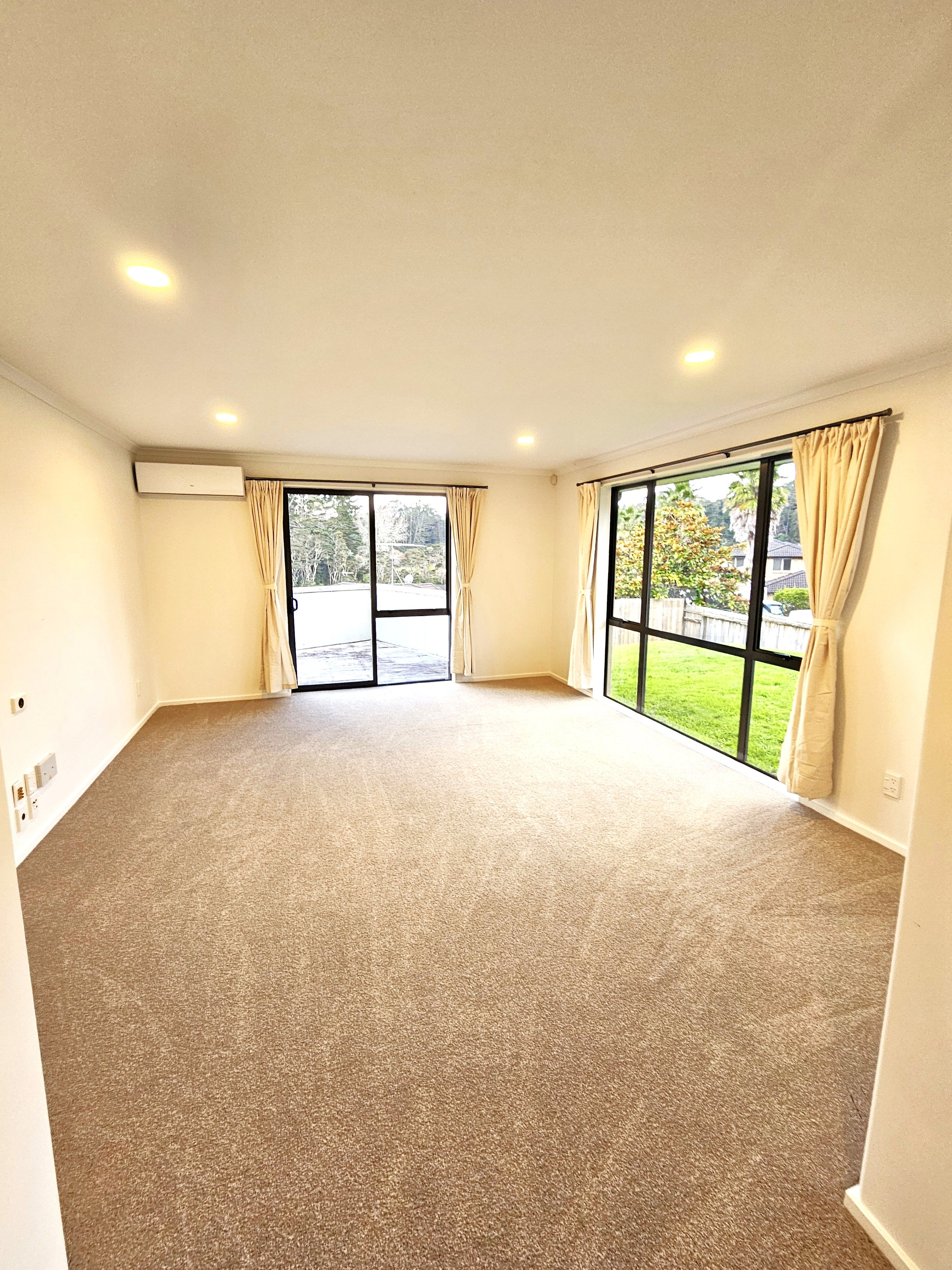 10 Lomas Way, Albany, North Shore City