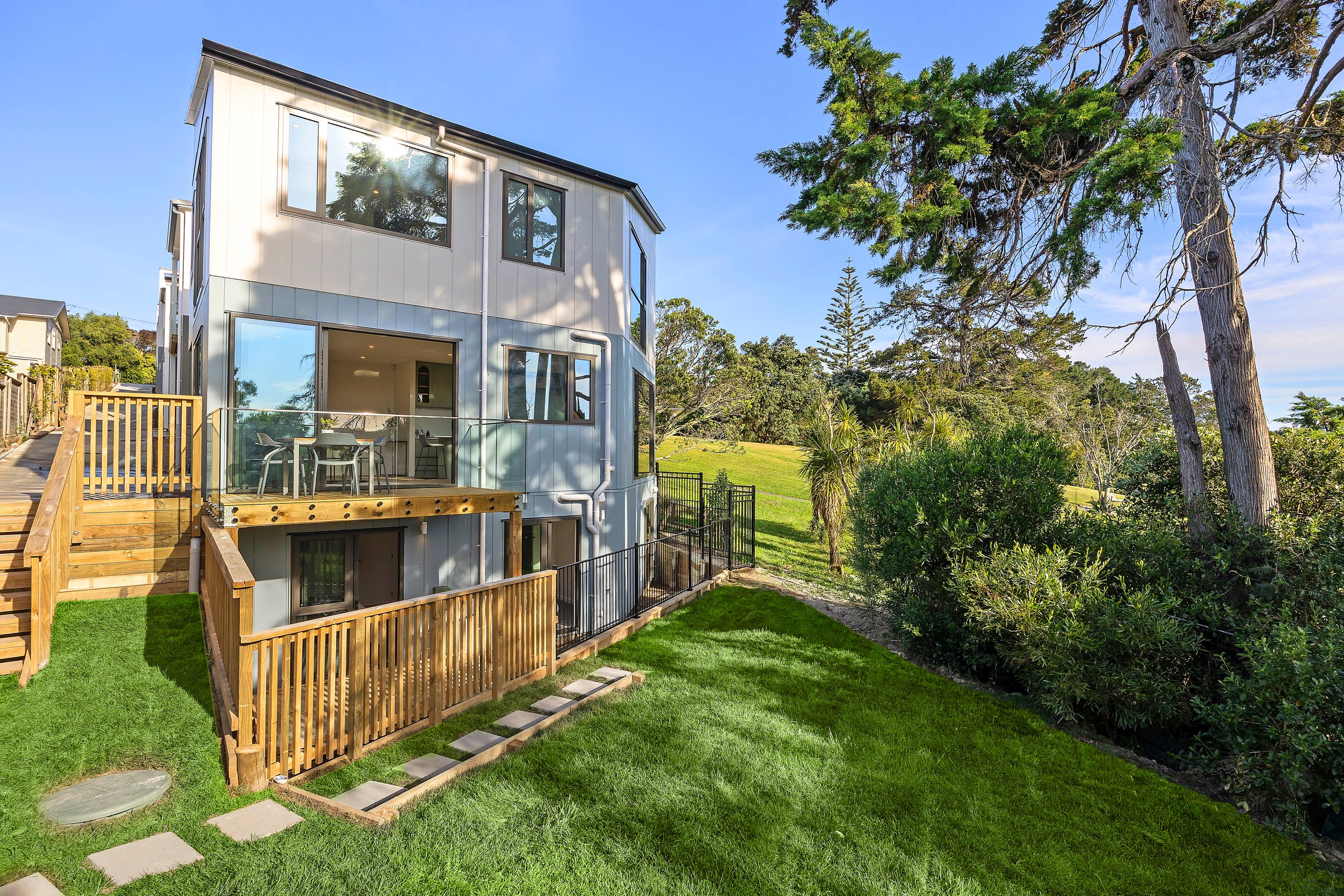 41 Seaside Avenue, Waterview, Auckland City