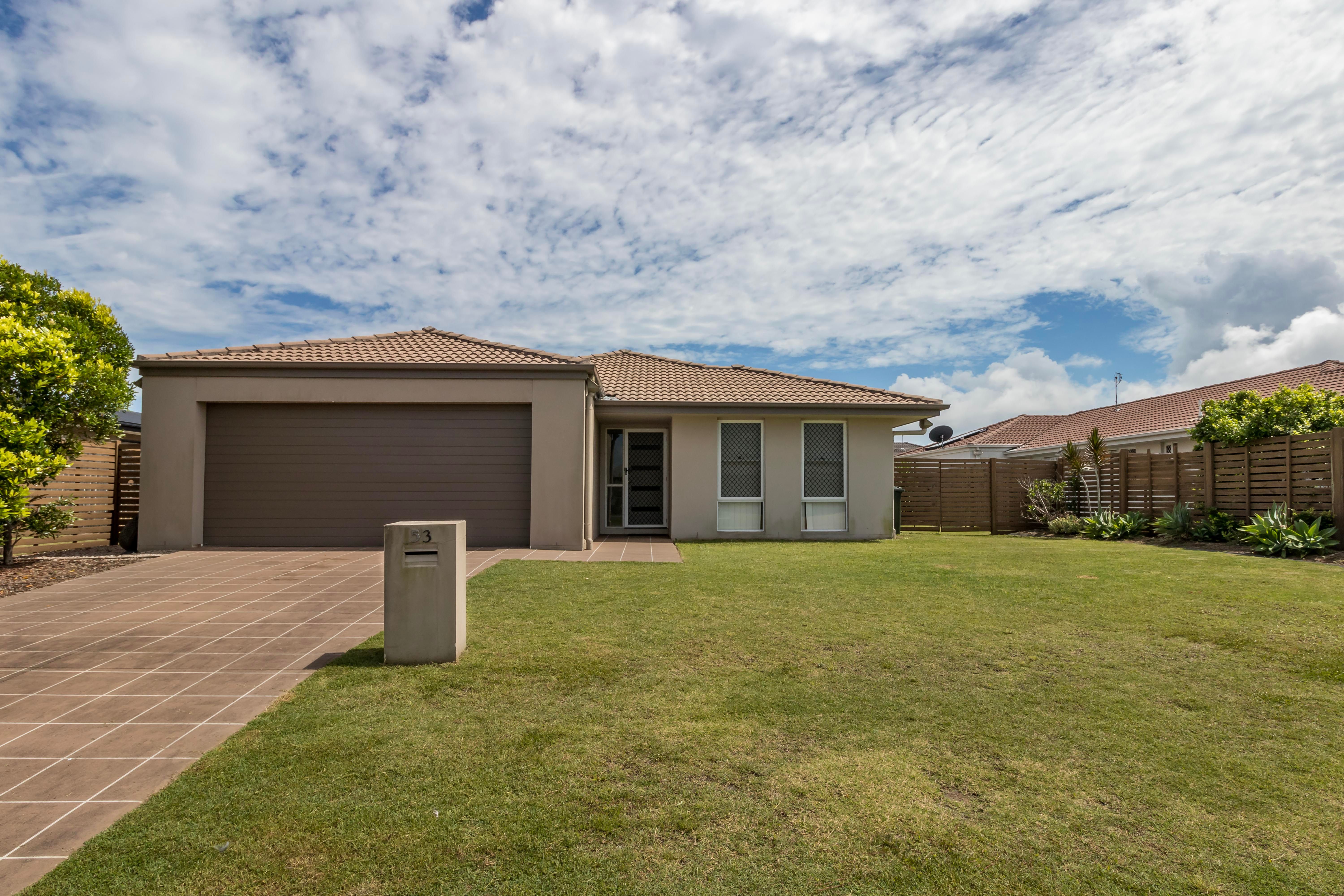 53 Lady Penrhyn Drive, Eli Waters, QLD 4655