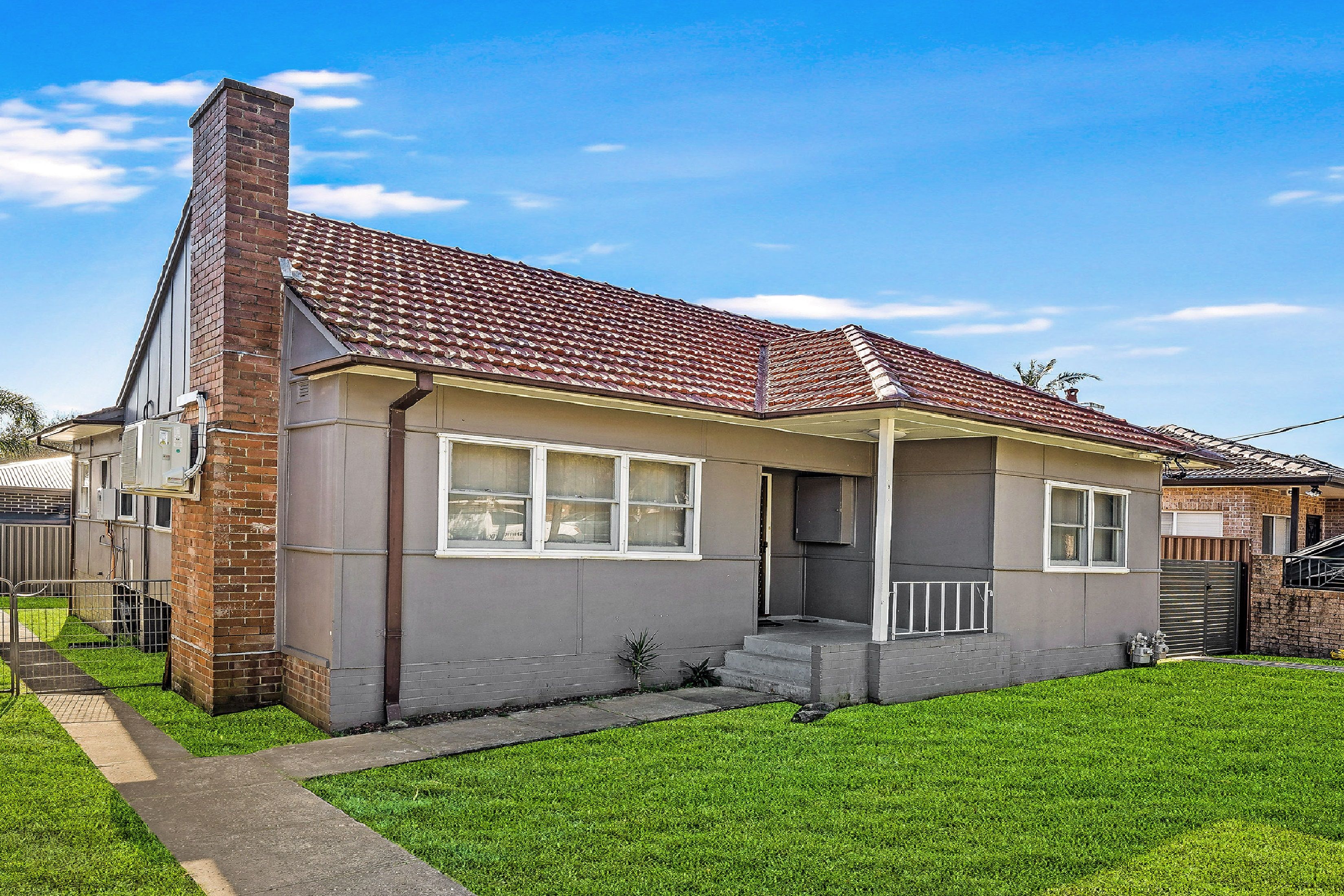 9 Iris Avenue, Riverwood NSW 2210