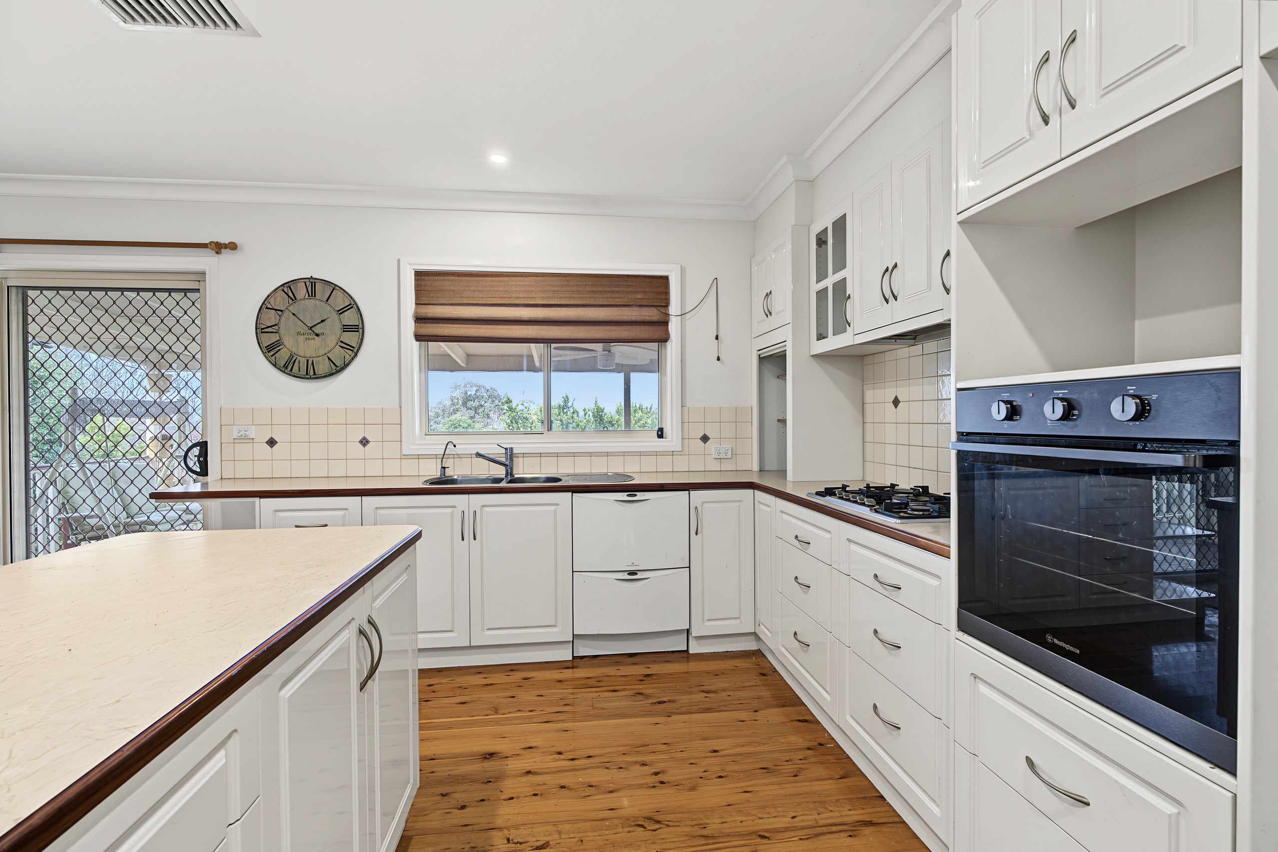13 Baw Baw Street, Thurgoona, NSW 2640