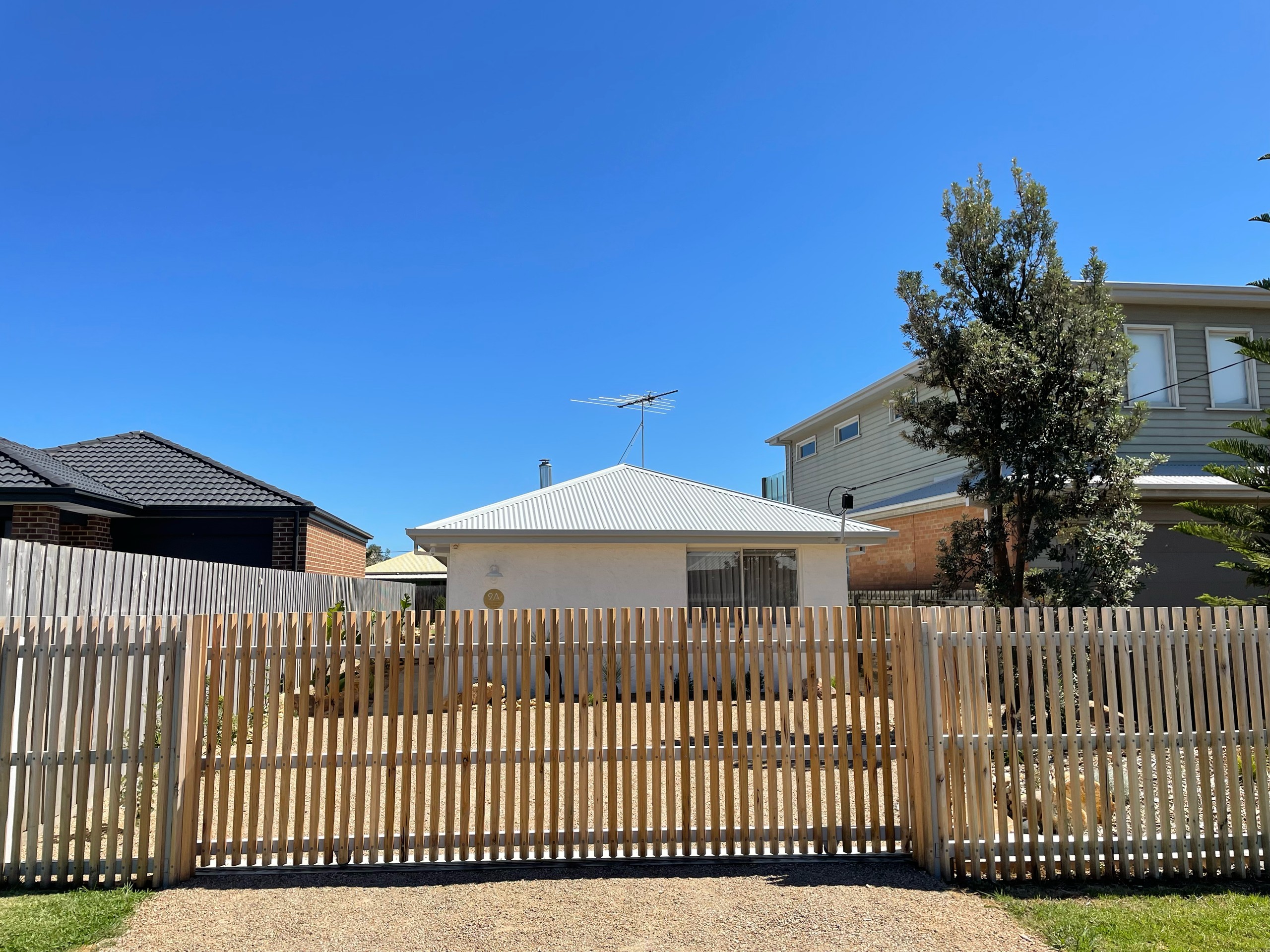 9A Malcalm Avenue, Surf Beach, VIC 3922