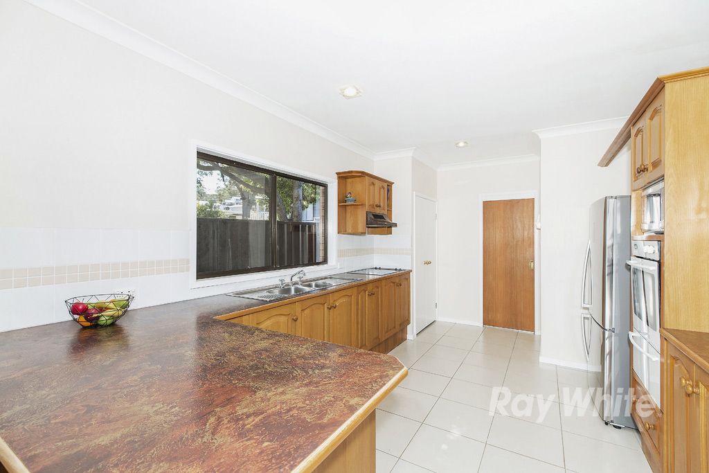 1 Letchworth Parade, Fishing Point, NSW 2283